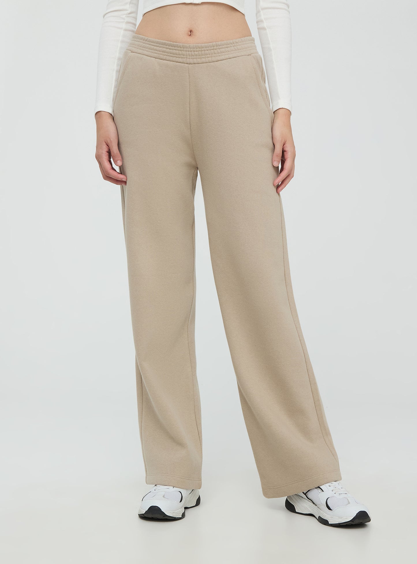 Woman's Full-length gym pants