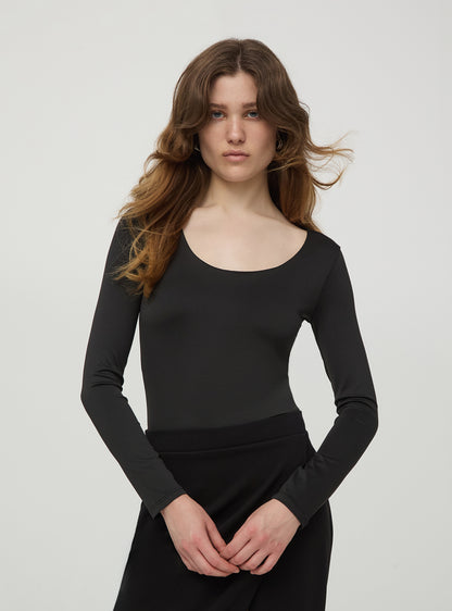 Woman's Long-sleeved T-shirt