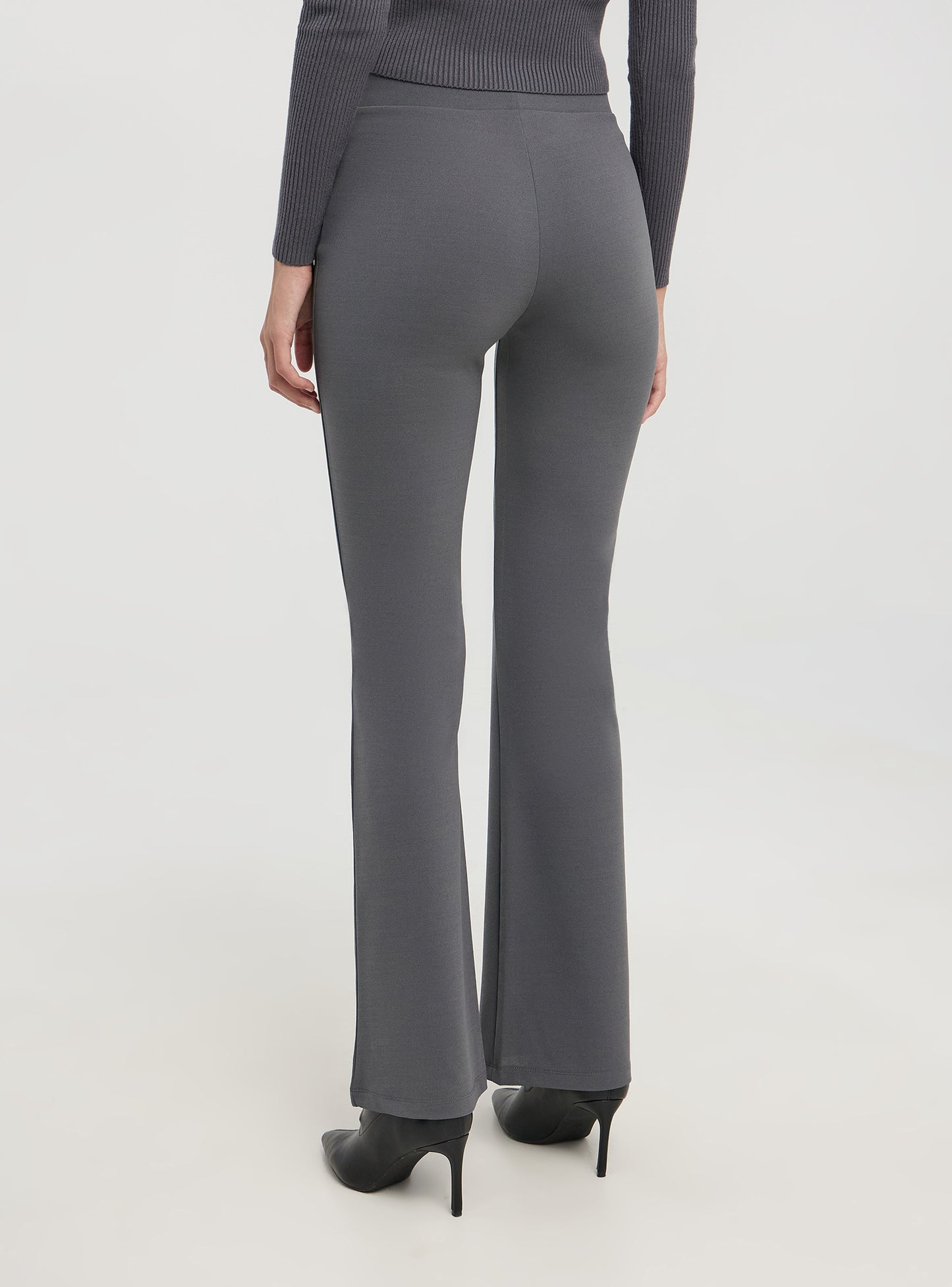 Woman's  Long pants