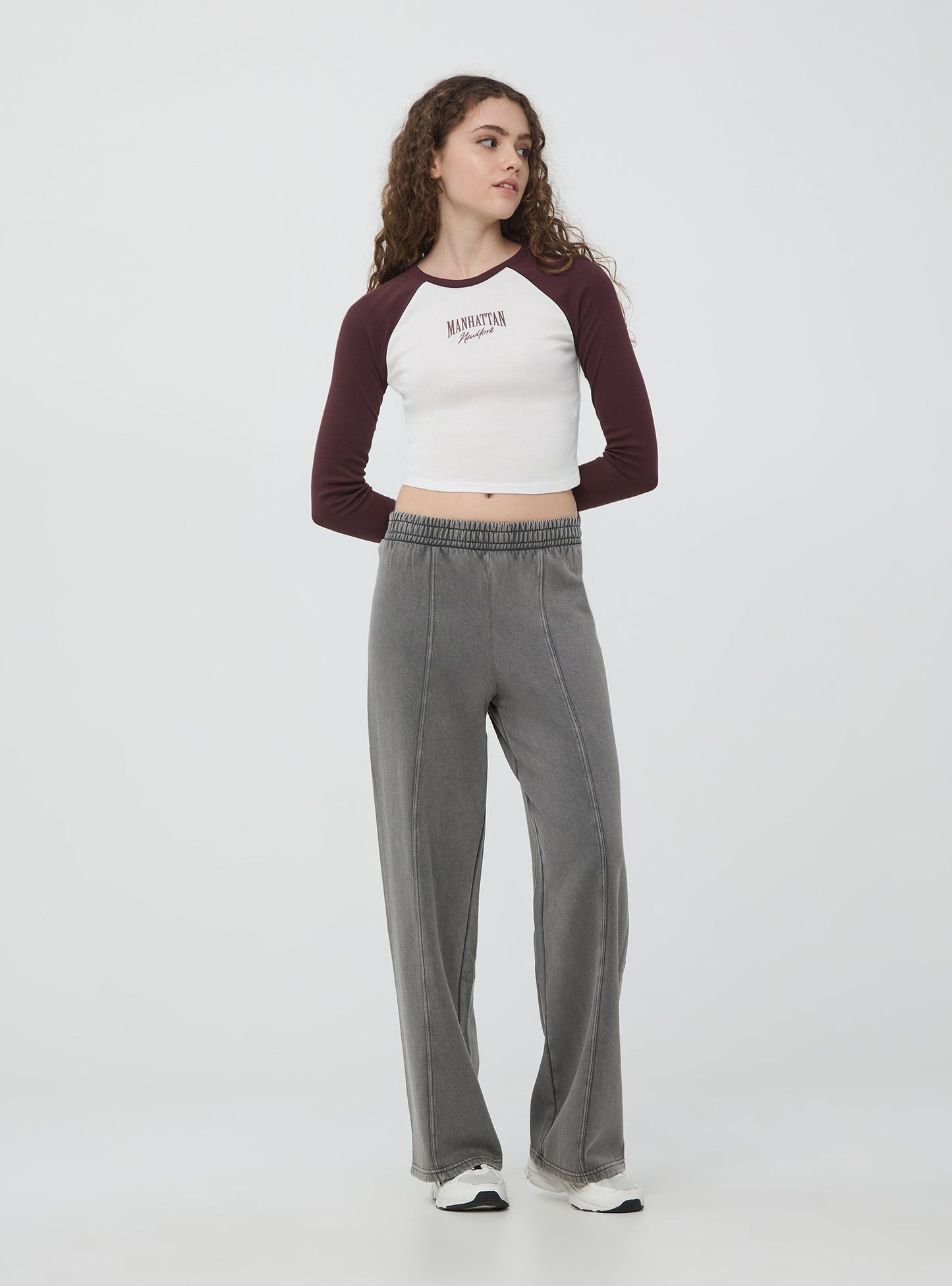 Woman's Full-length gym pants