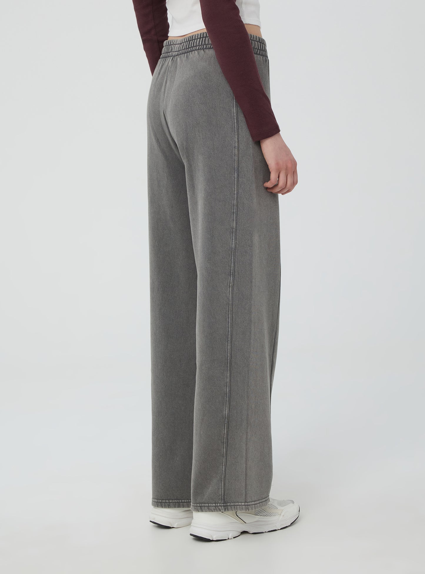 Woman's Full-length gym pants