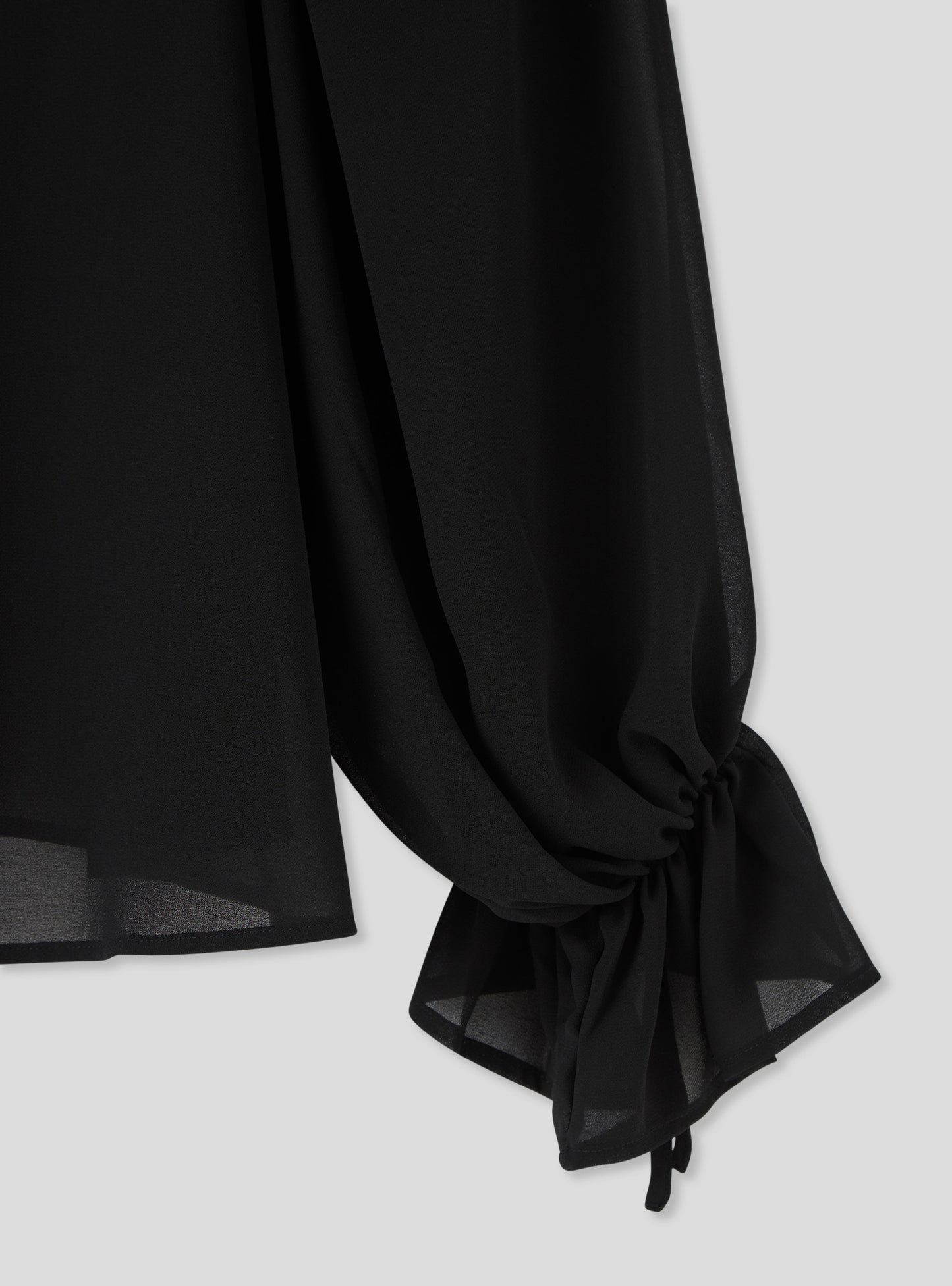 Woman's Long-sleeved shirt