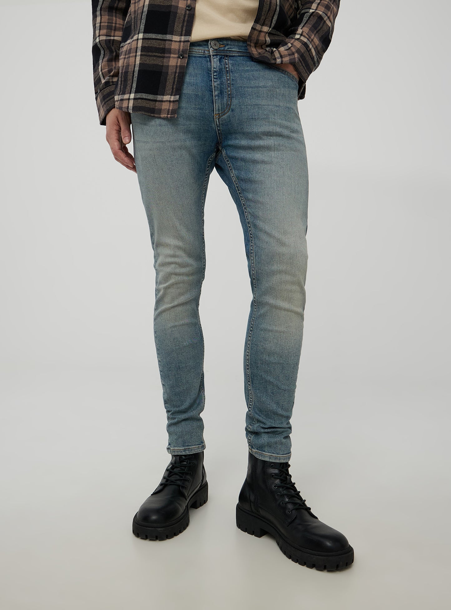 Man's  Long pants jeans