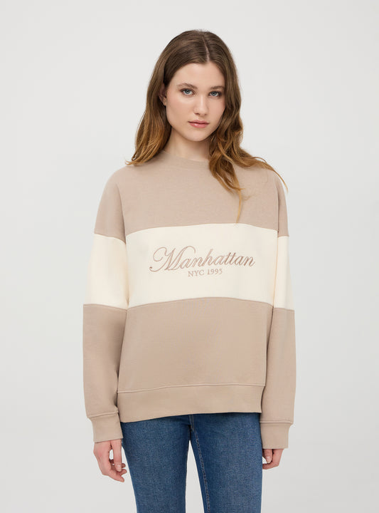 Woman's Sweat shirt