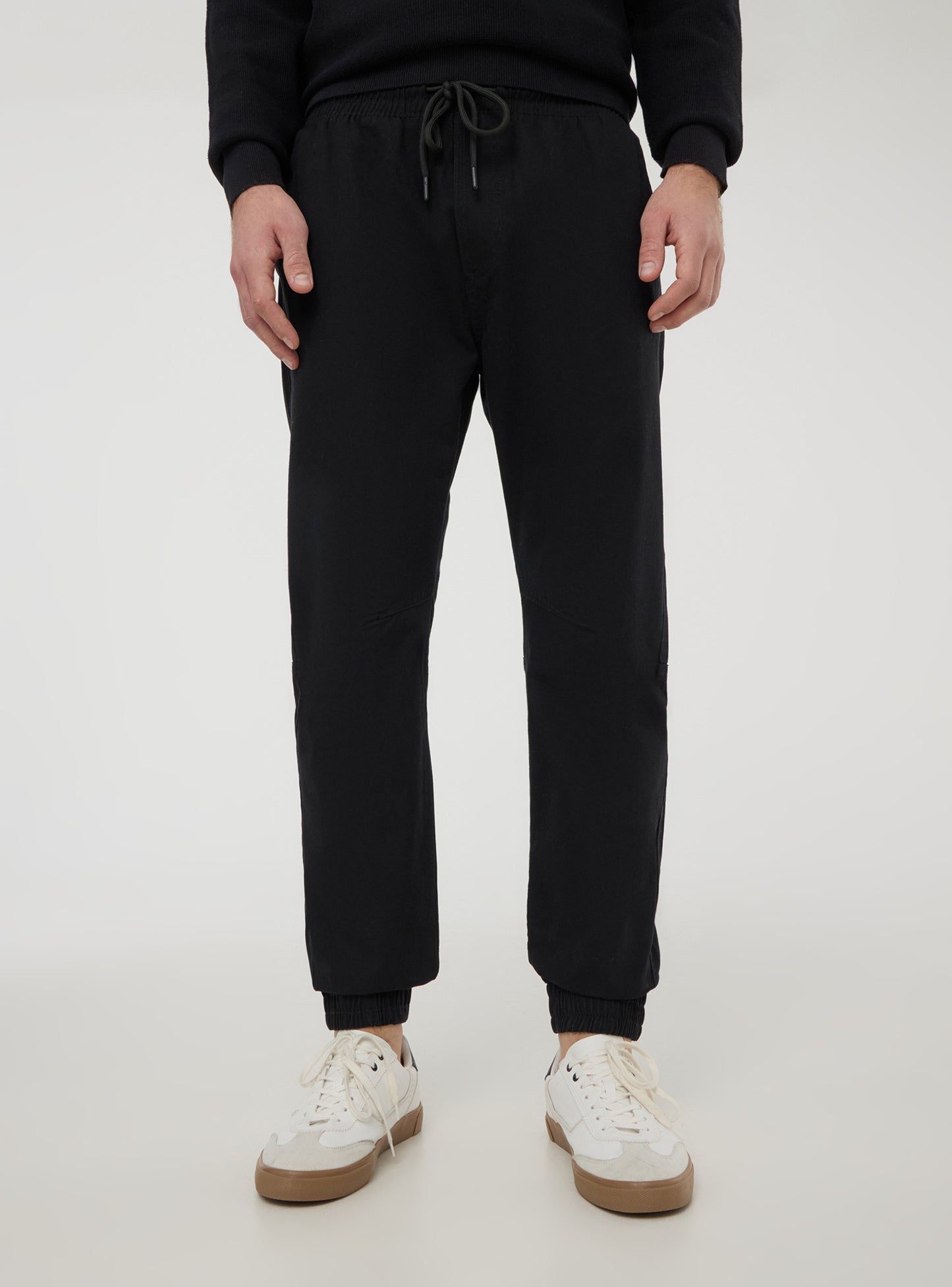Man Long pants