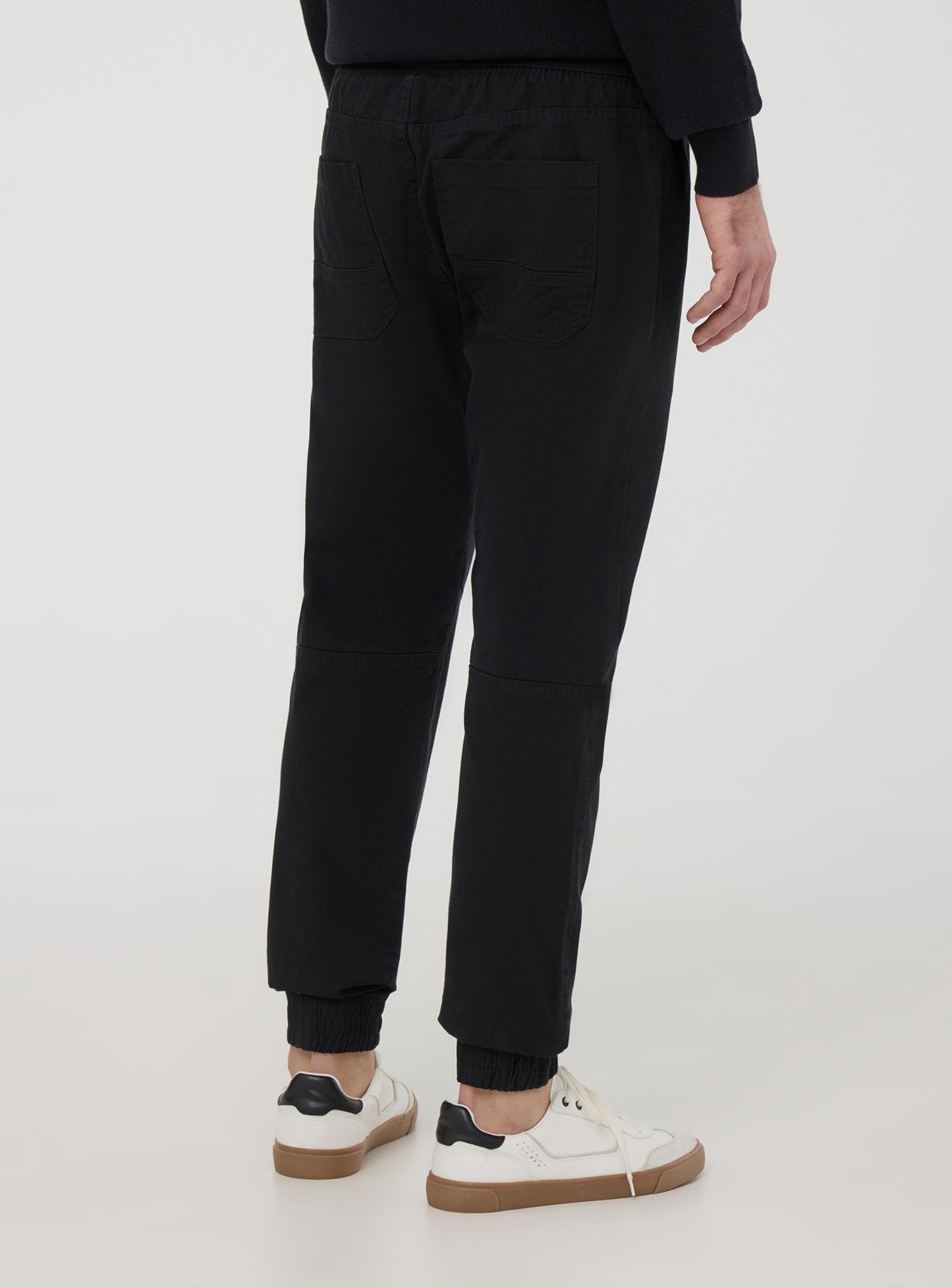 Man Long pants