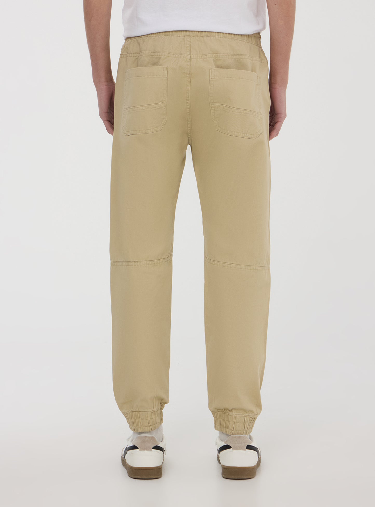 Man Long pants