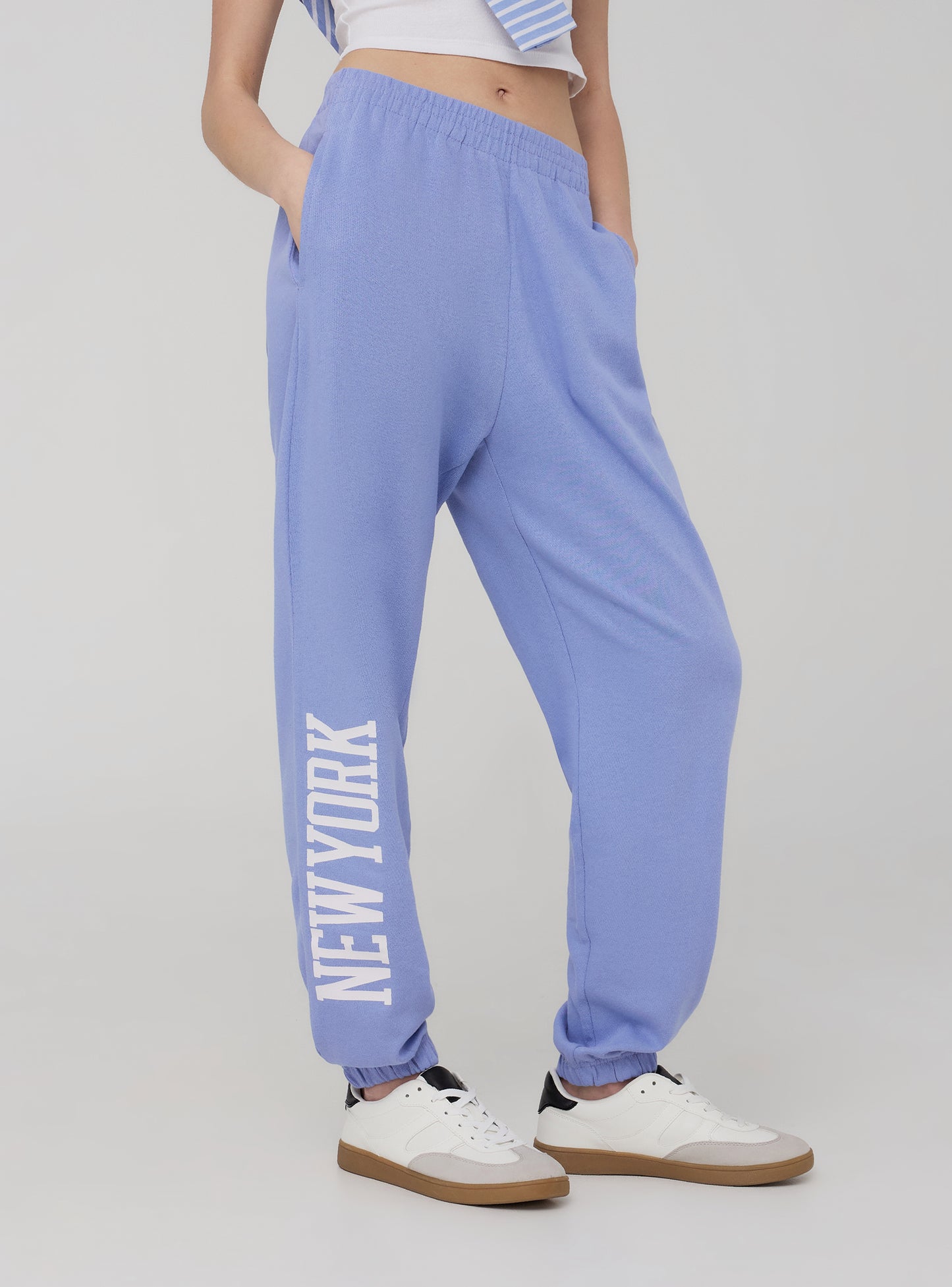 Woman Full-length gym pants