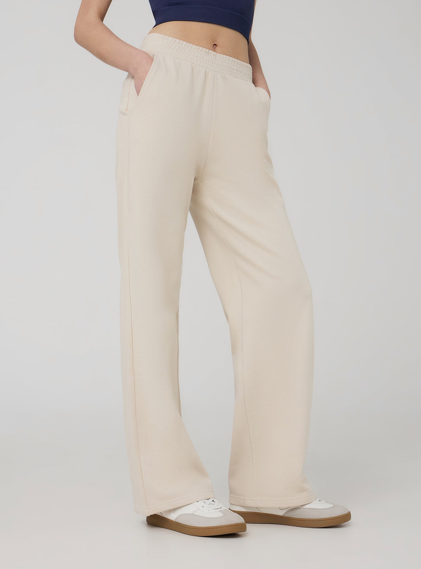 Woman Full-length gym pants