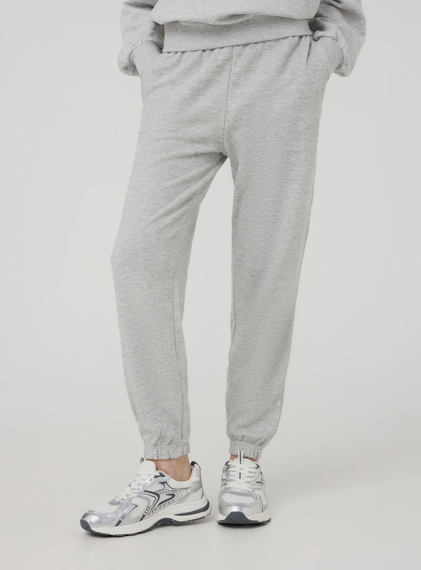 Woman Full-length gym pants