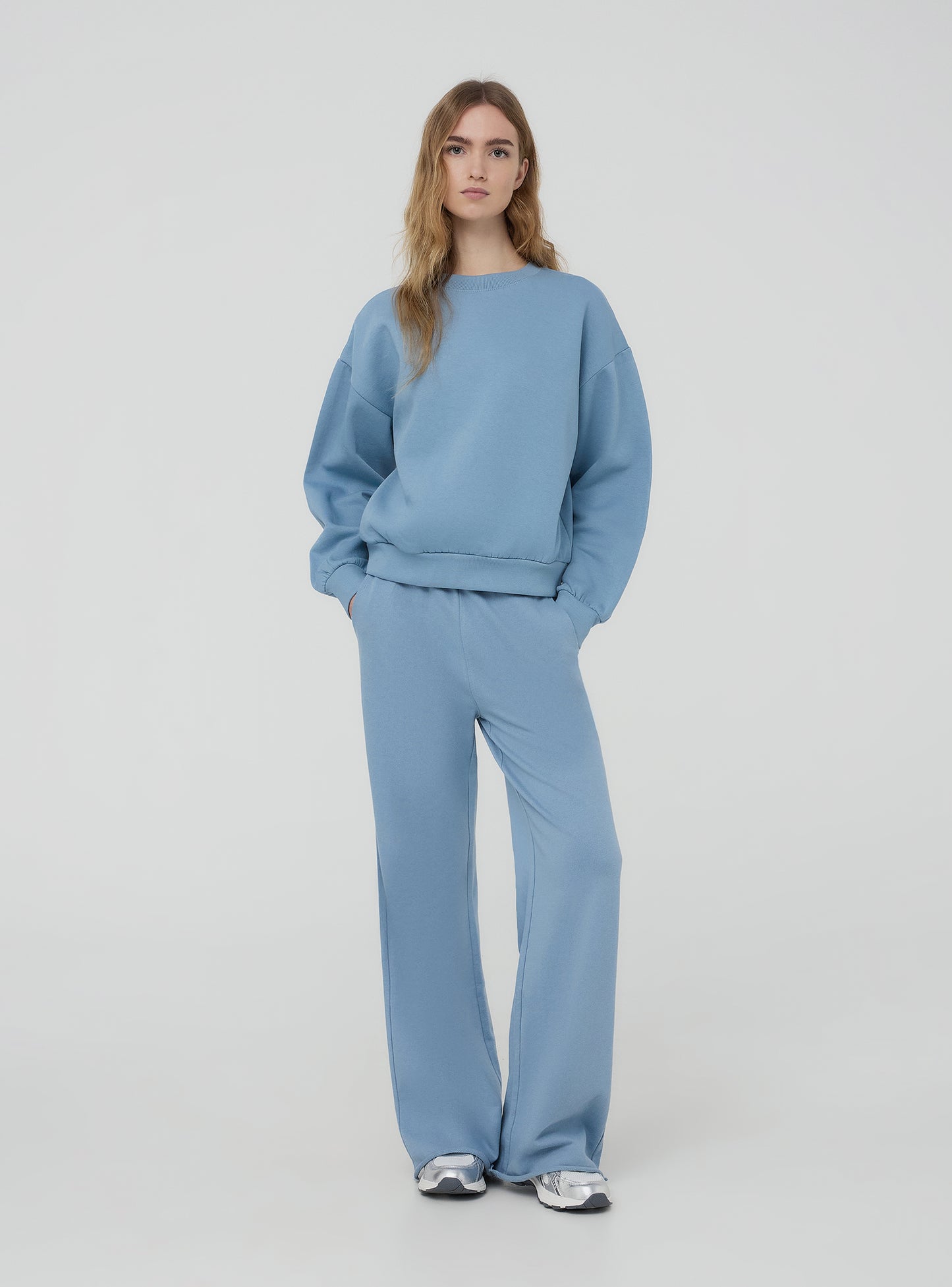 Woman Full-length gym pants