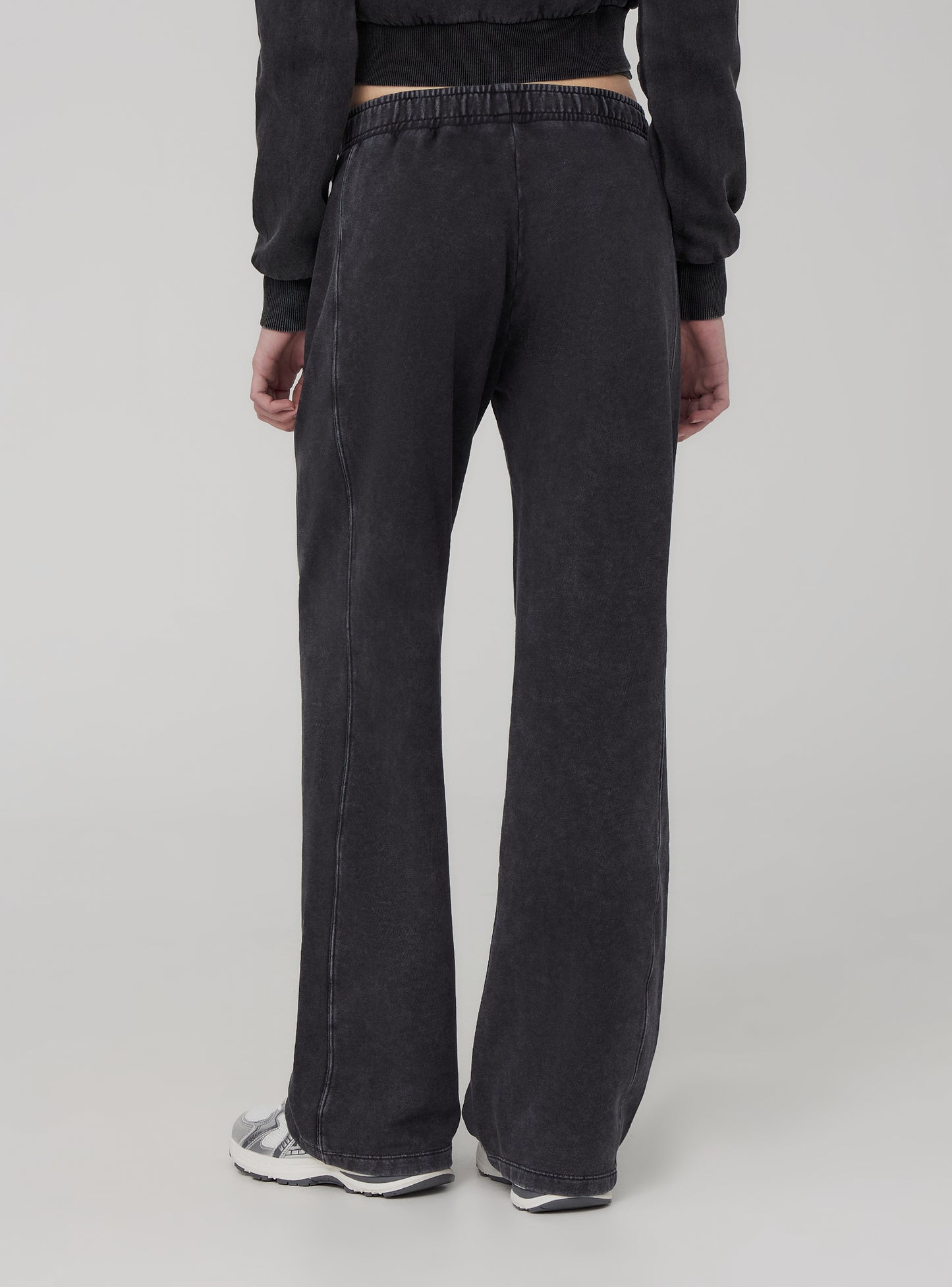 Woman Full-length gym pants