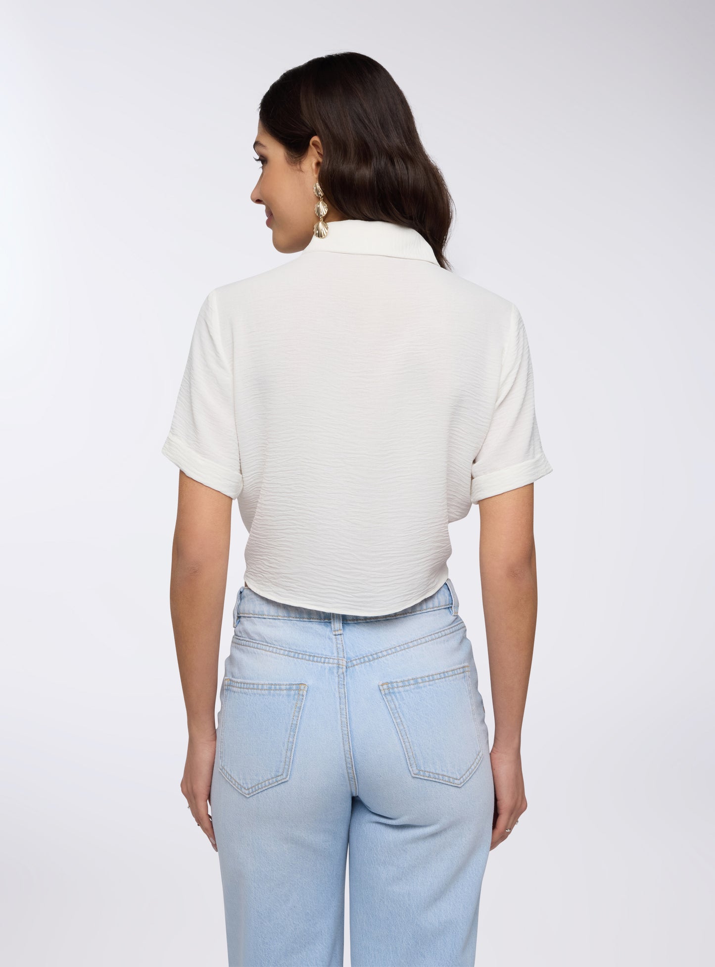 Short-sleeved shirt