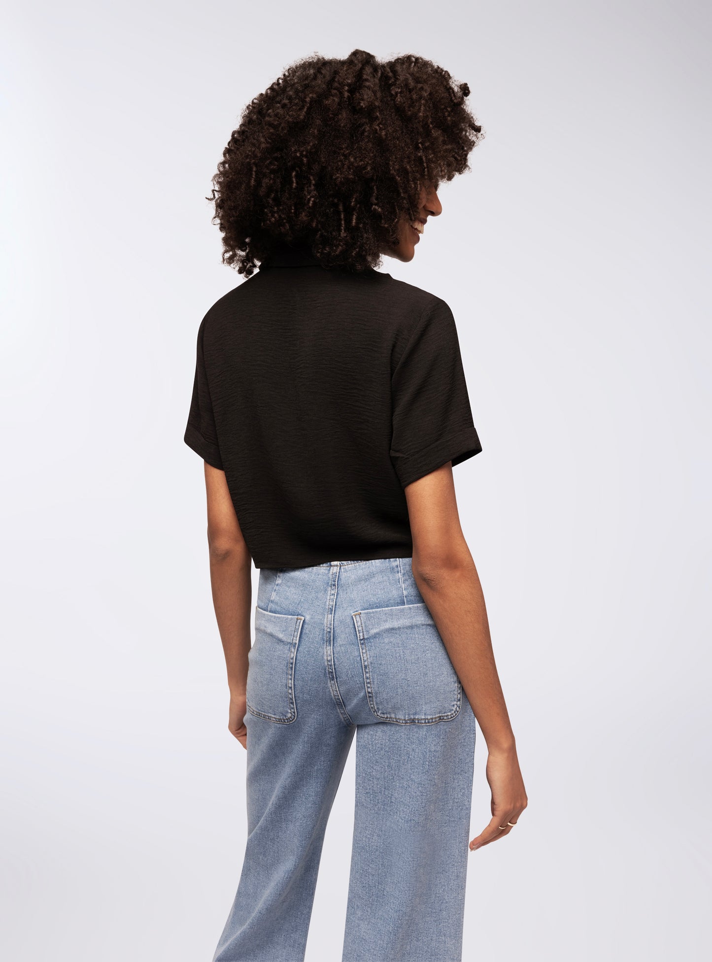Short-sleeved shirt