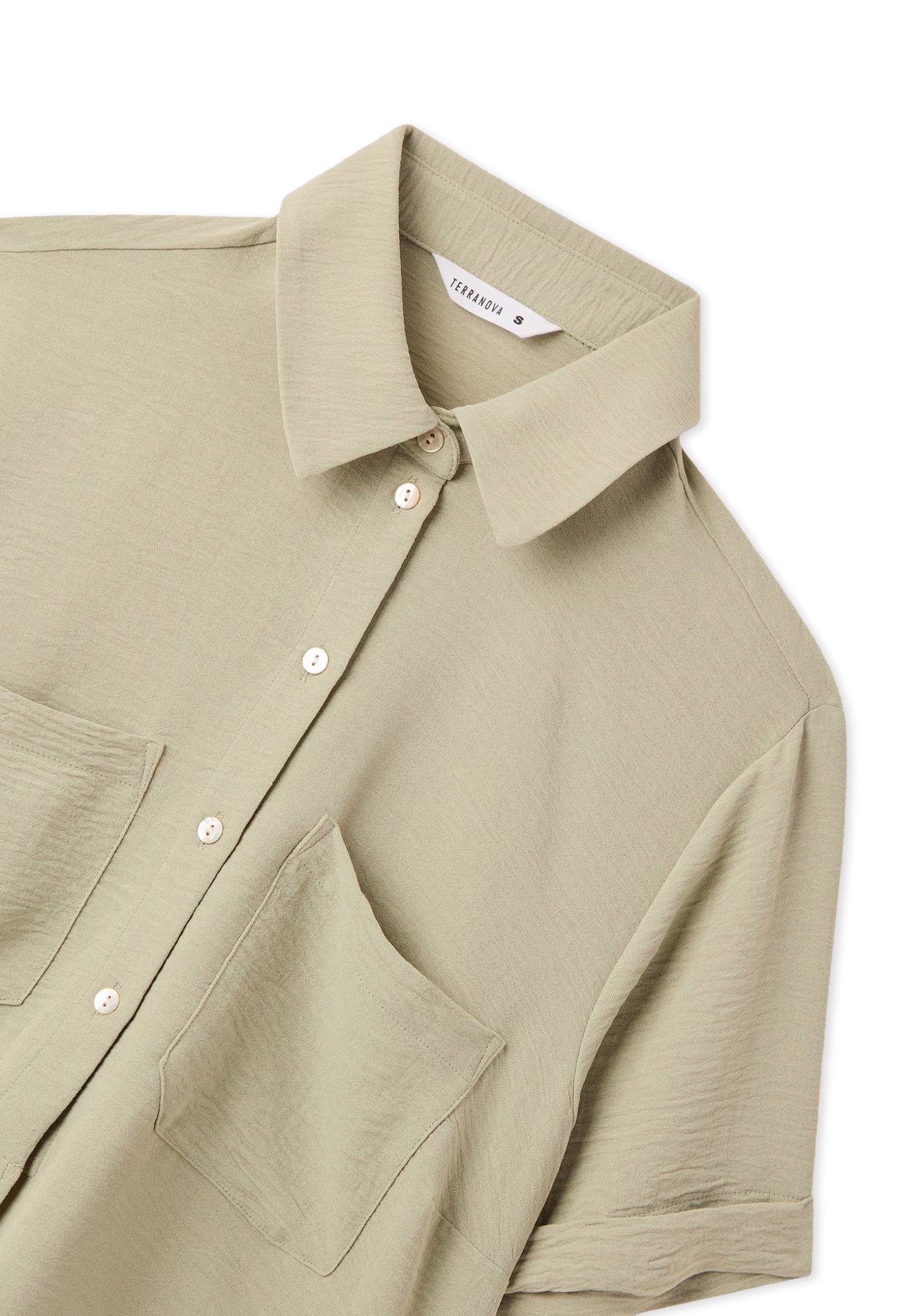 Short-sleeved shirt