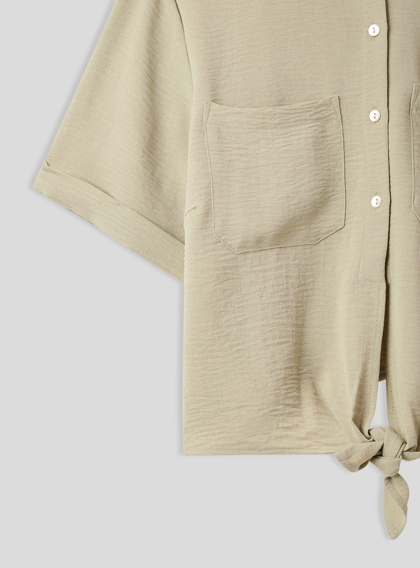 Short-sleeved shirt