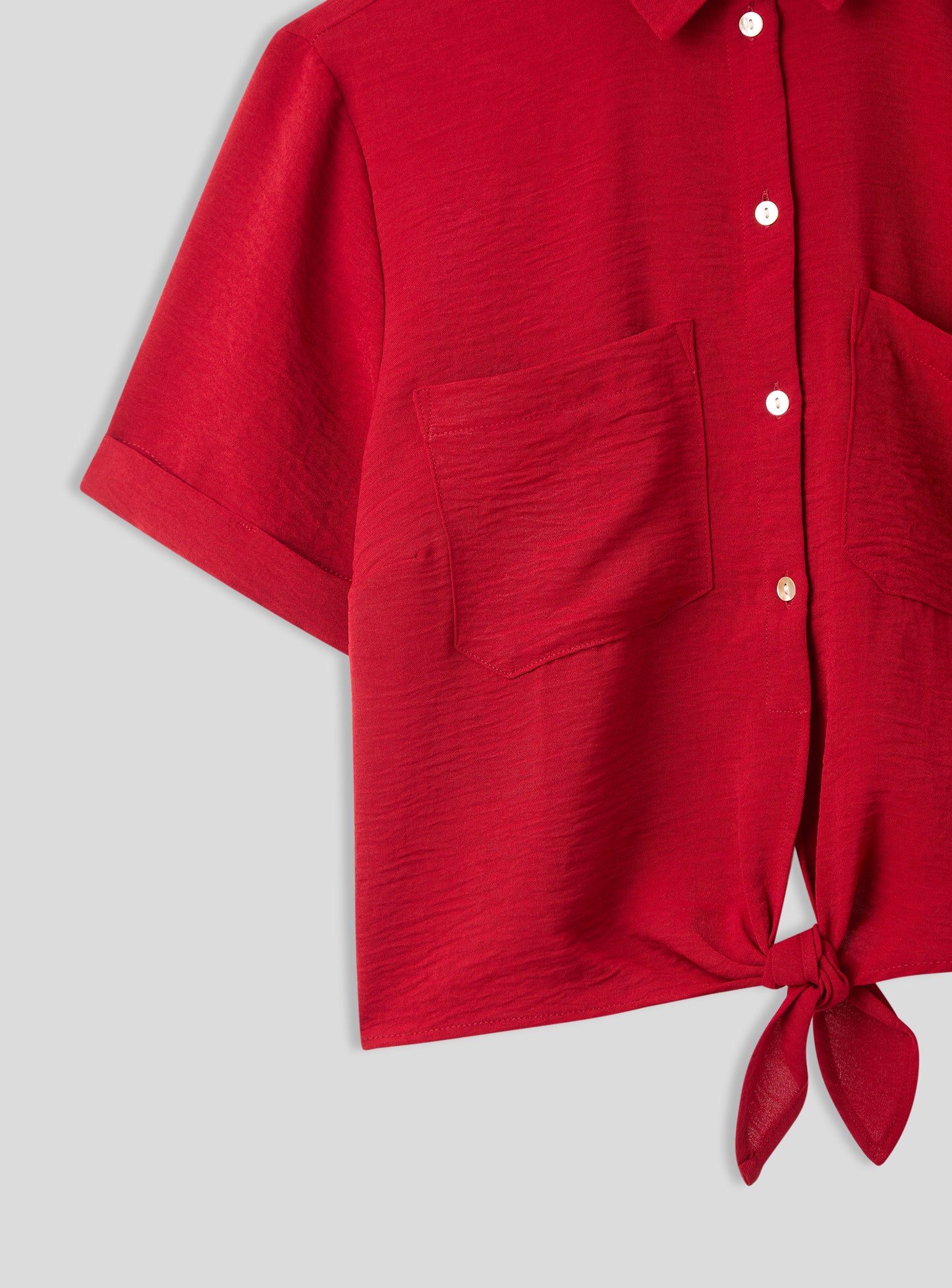 Short-sleeved shirt