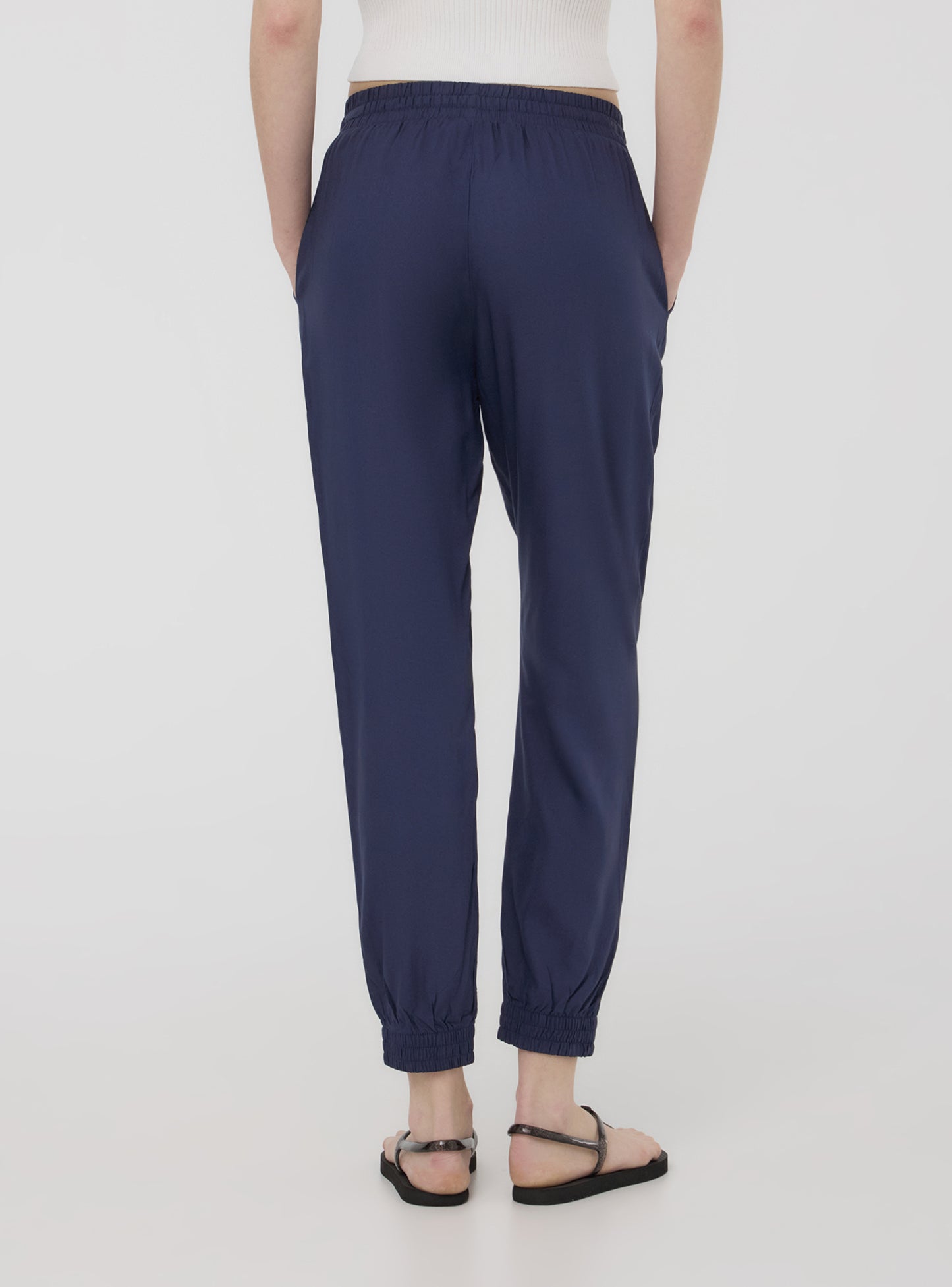 Woman Long pants