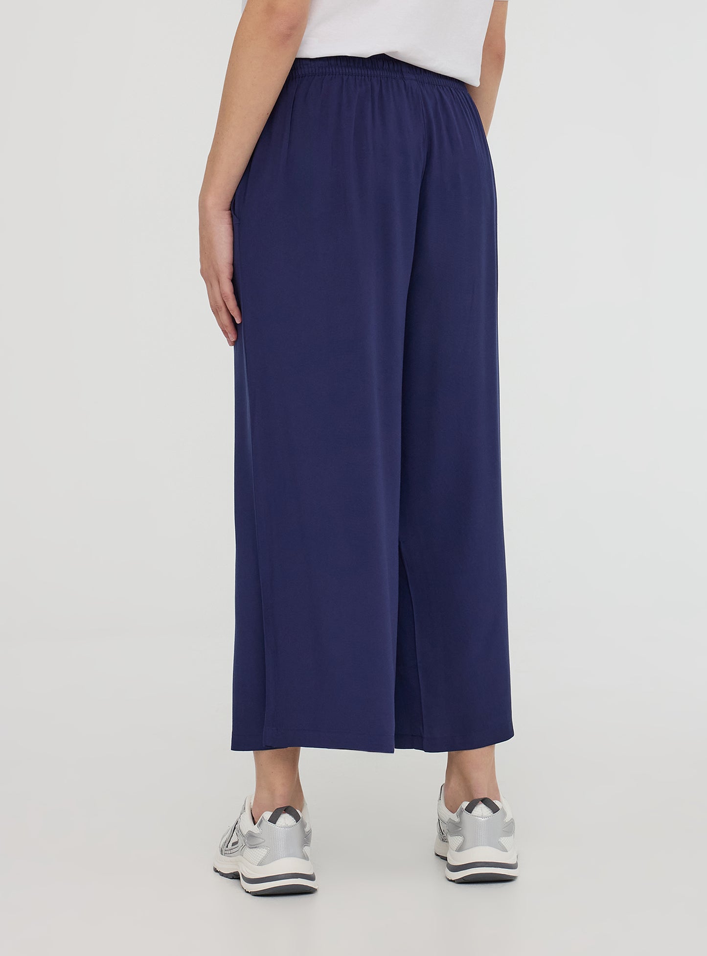 Woman Long pants