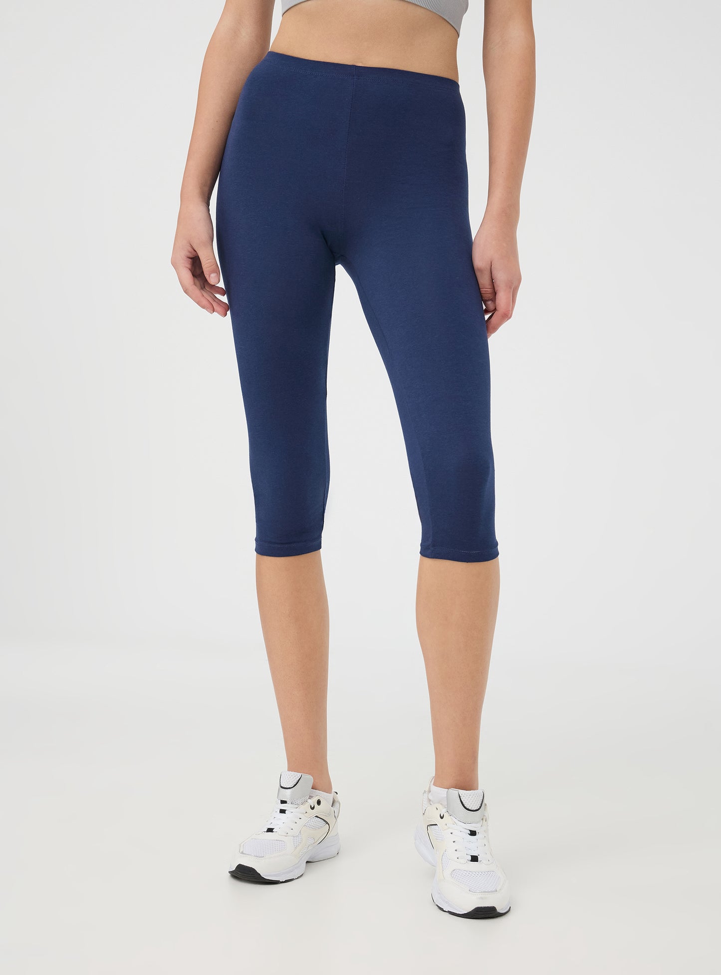 Woman Short leggings