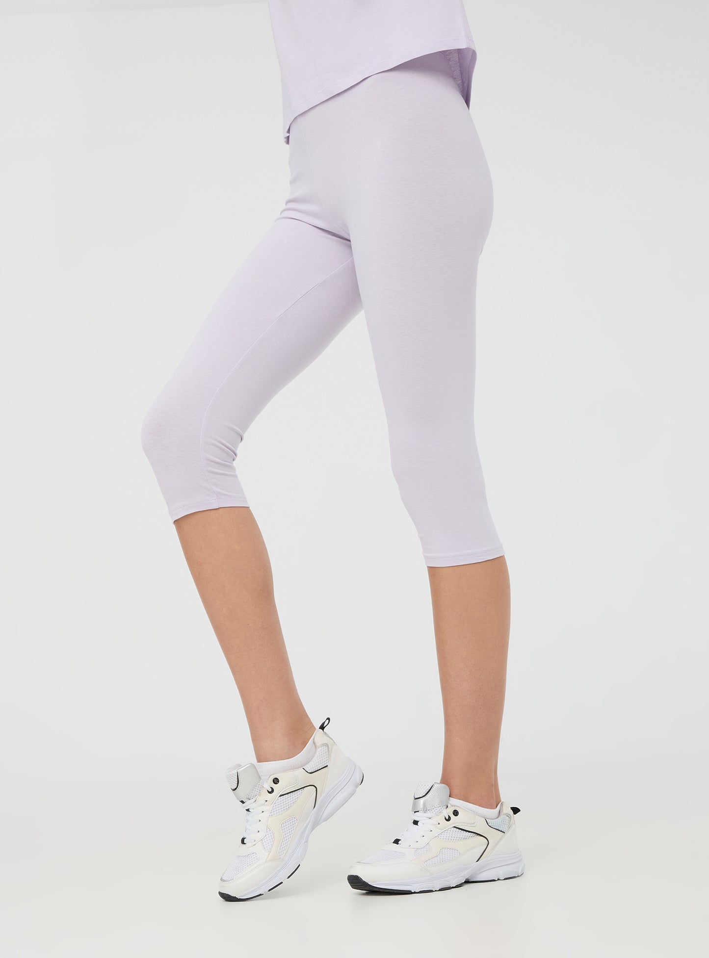 Woman Short leggings