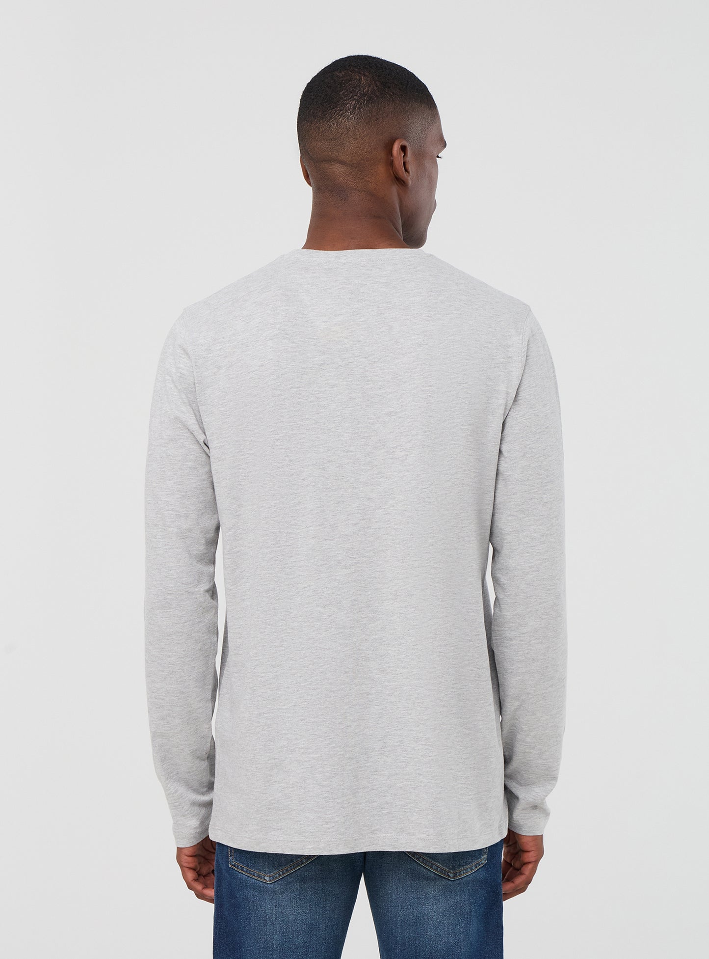 Man Long-sleeved T-shirt