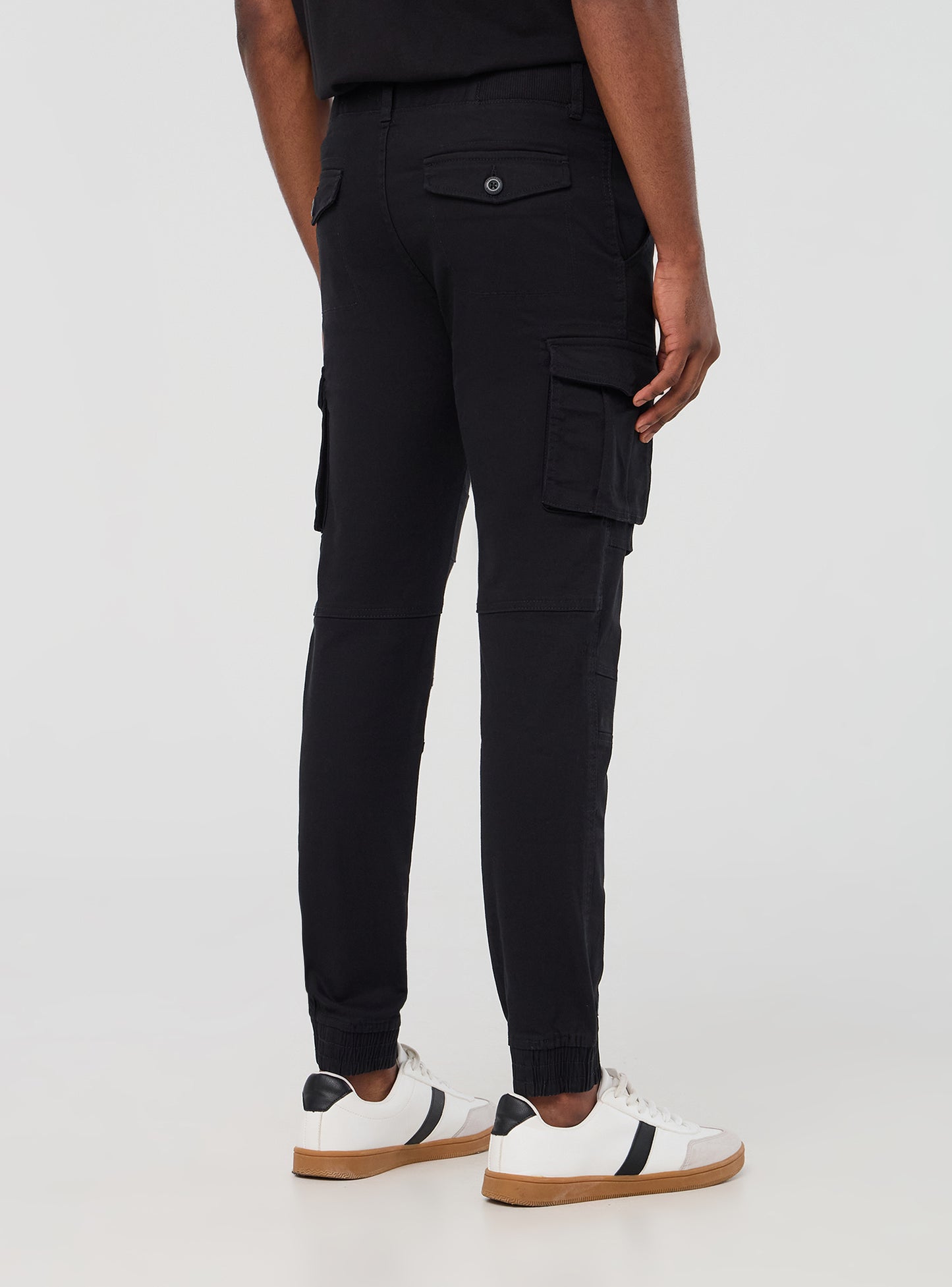 Man Long pants