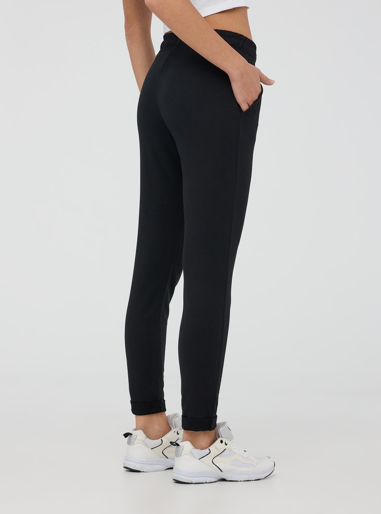 Woman Full-length gym pants