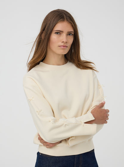 Woman's  Sweat shirt