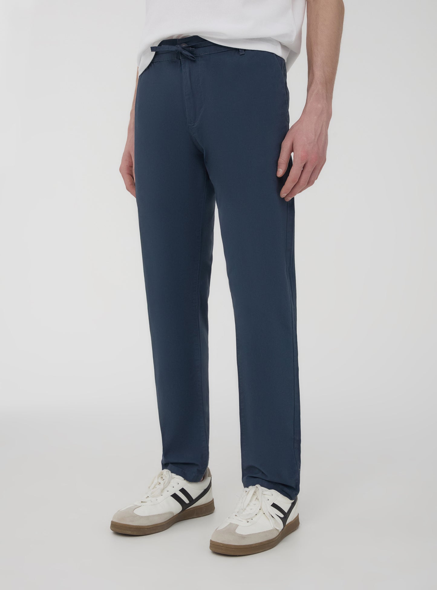 Man Long pants