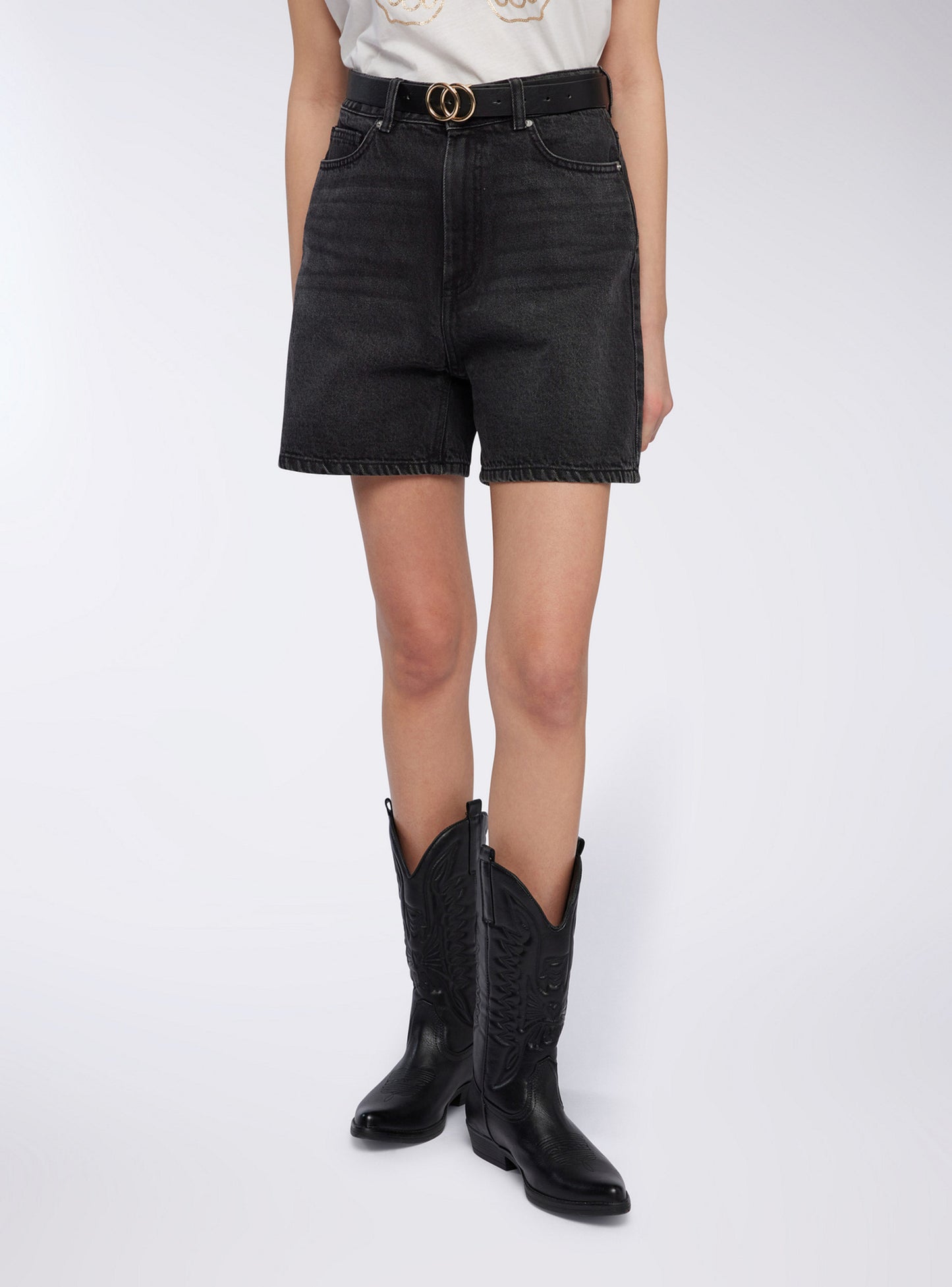 Woman Short pants jeans
