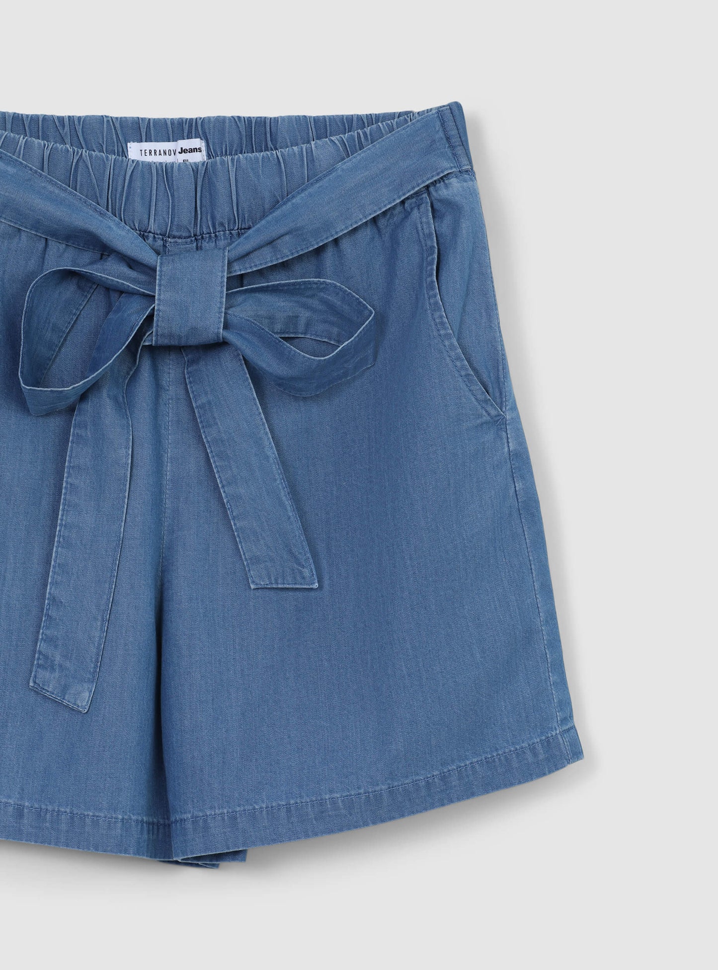 Woman Short pants jeans
