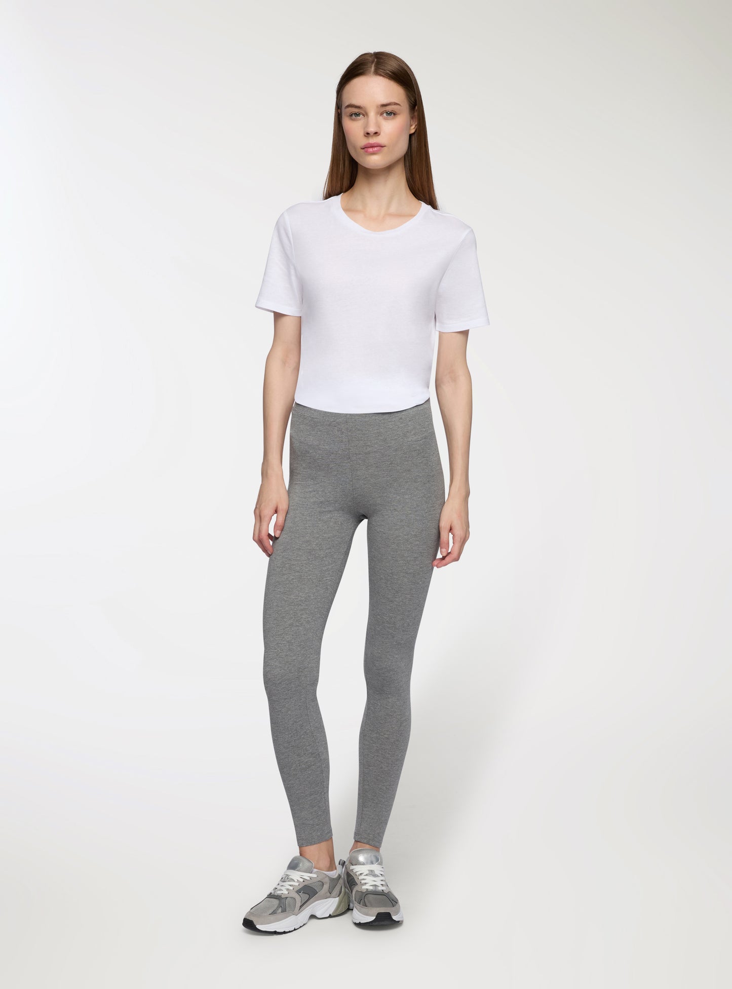 Woman Full-length leggings