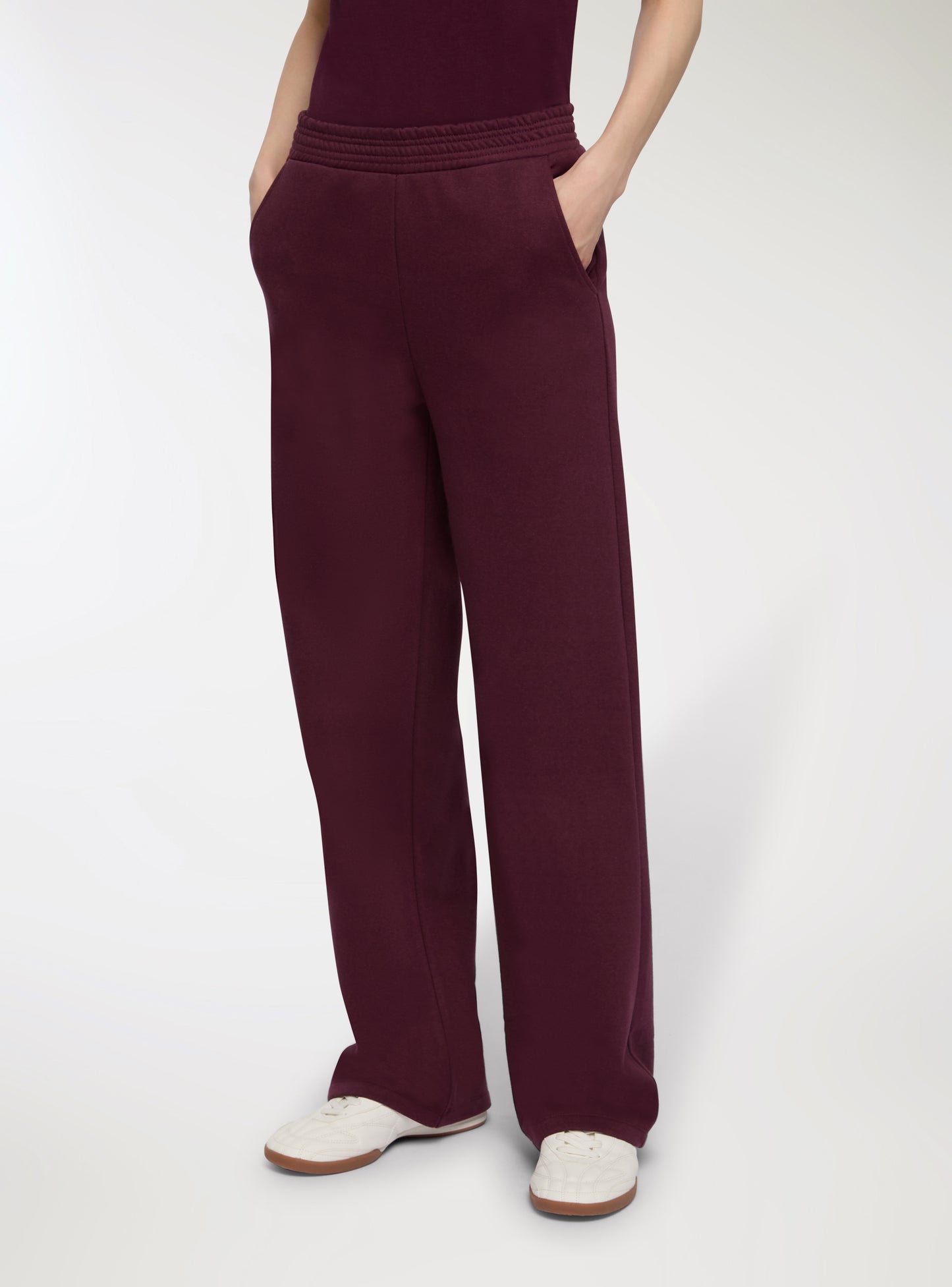 Woman Full-length gym pants