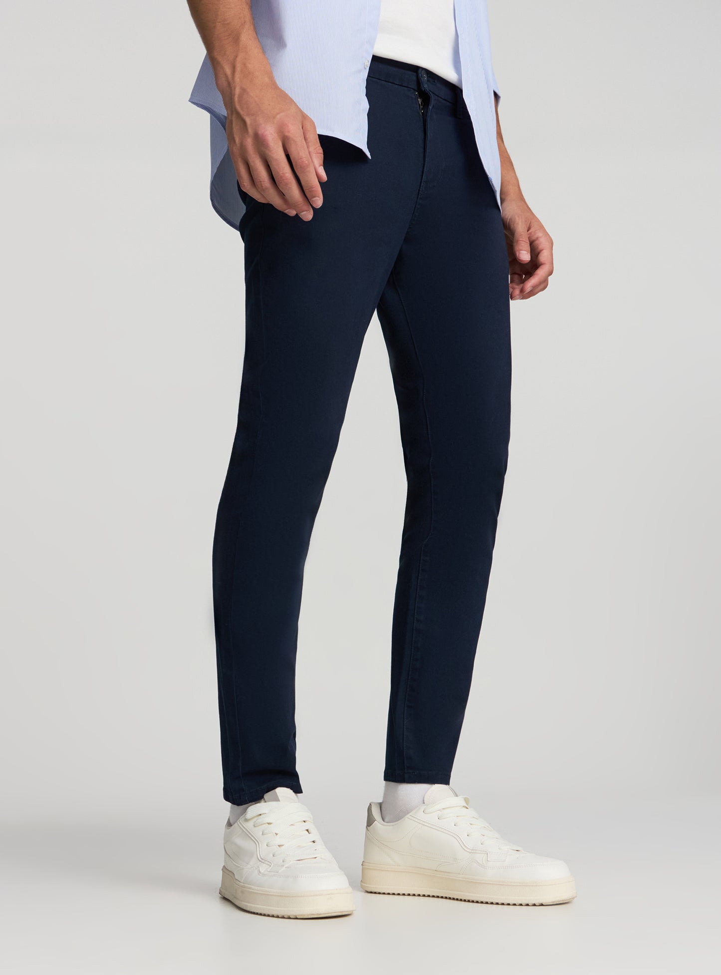 Man Long pants