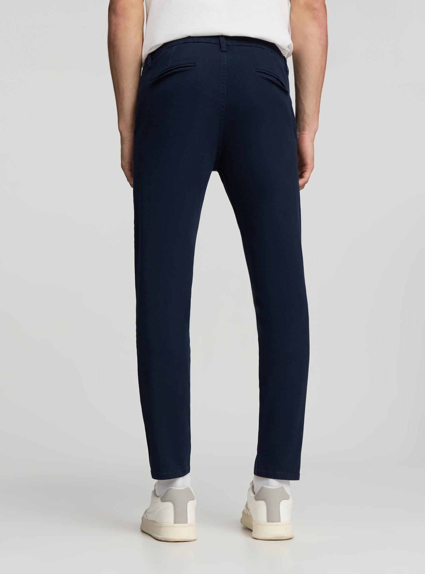 Man Long pants