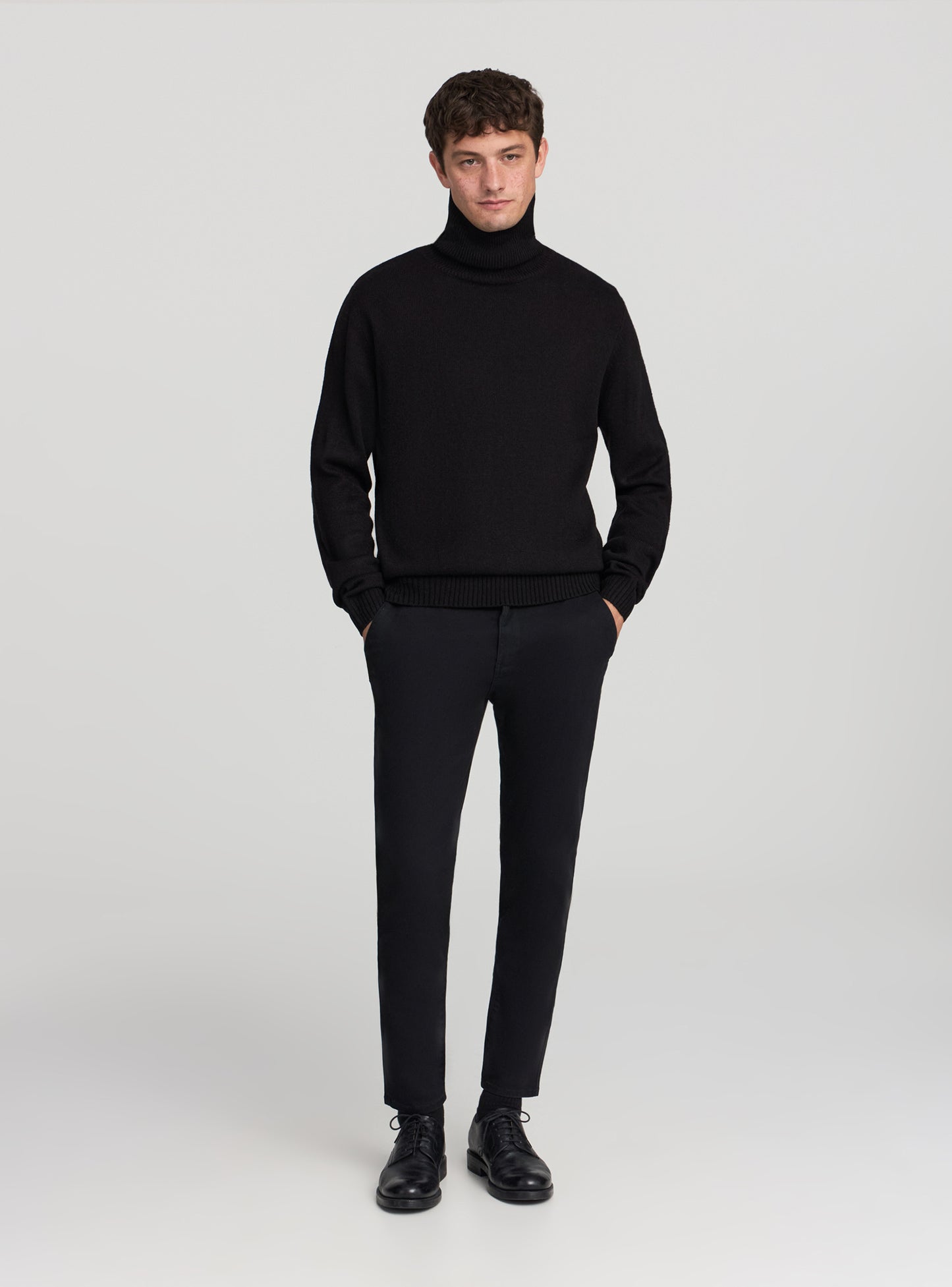 Man Long pants