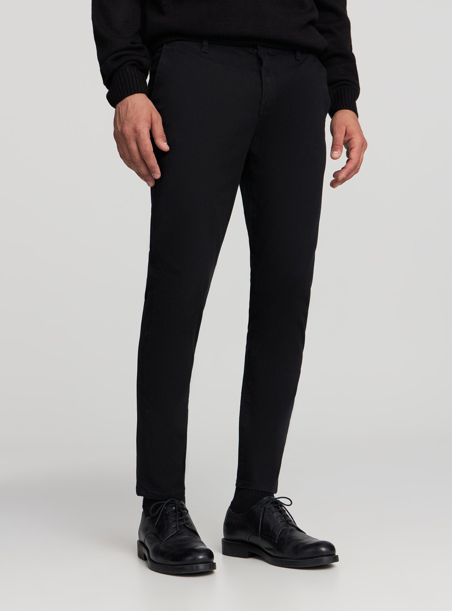 Man Long pants