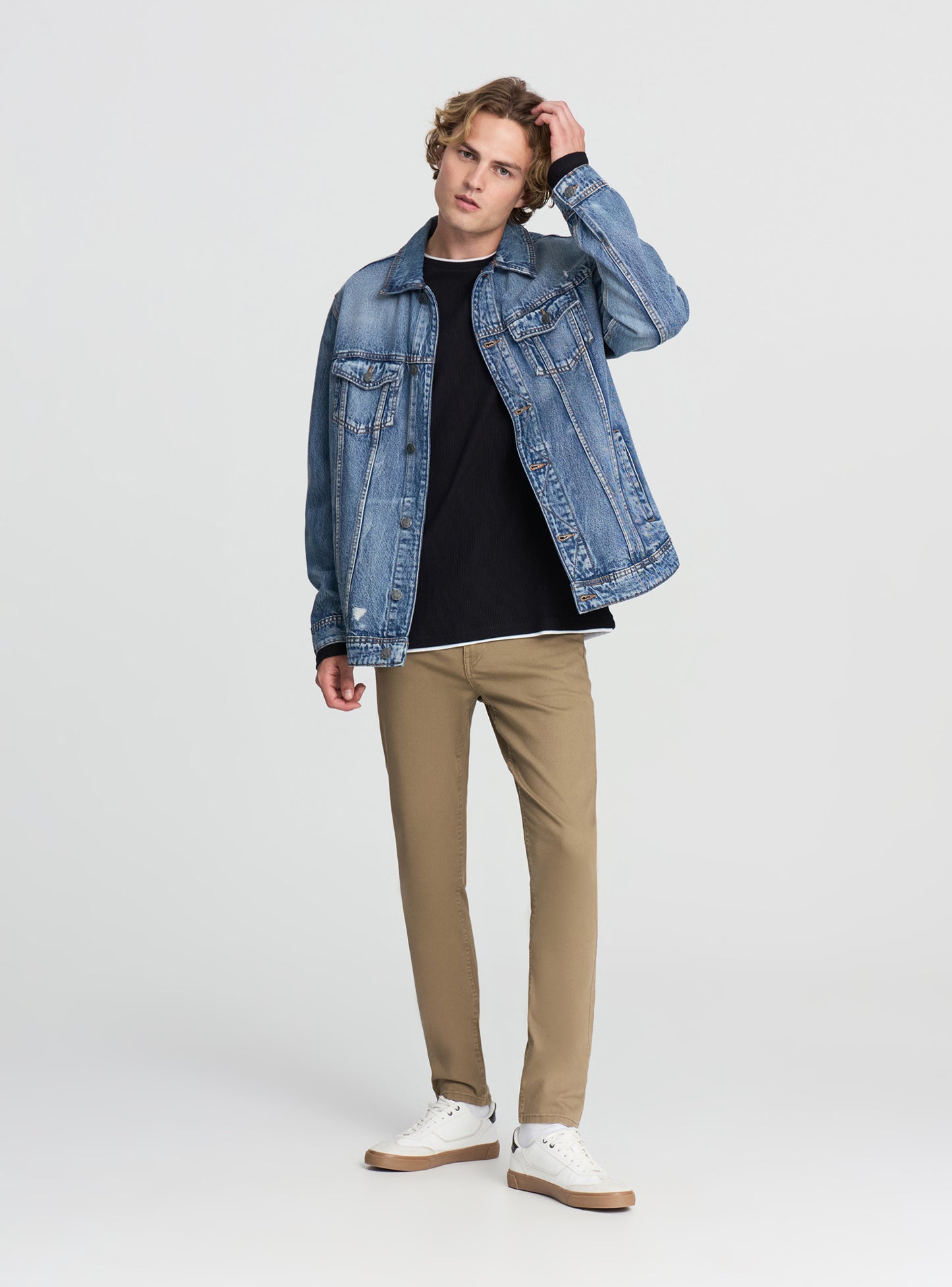 Man Long pants
