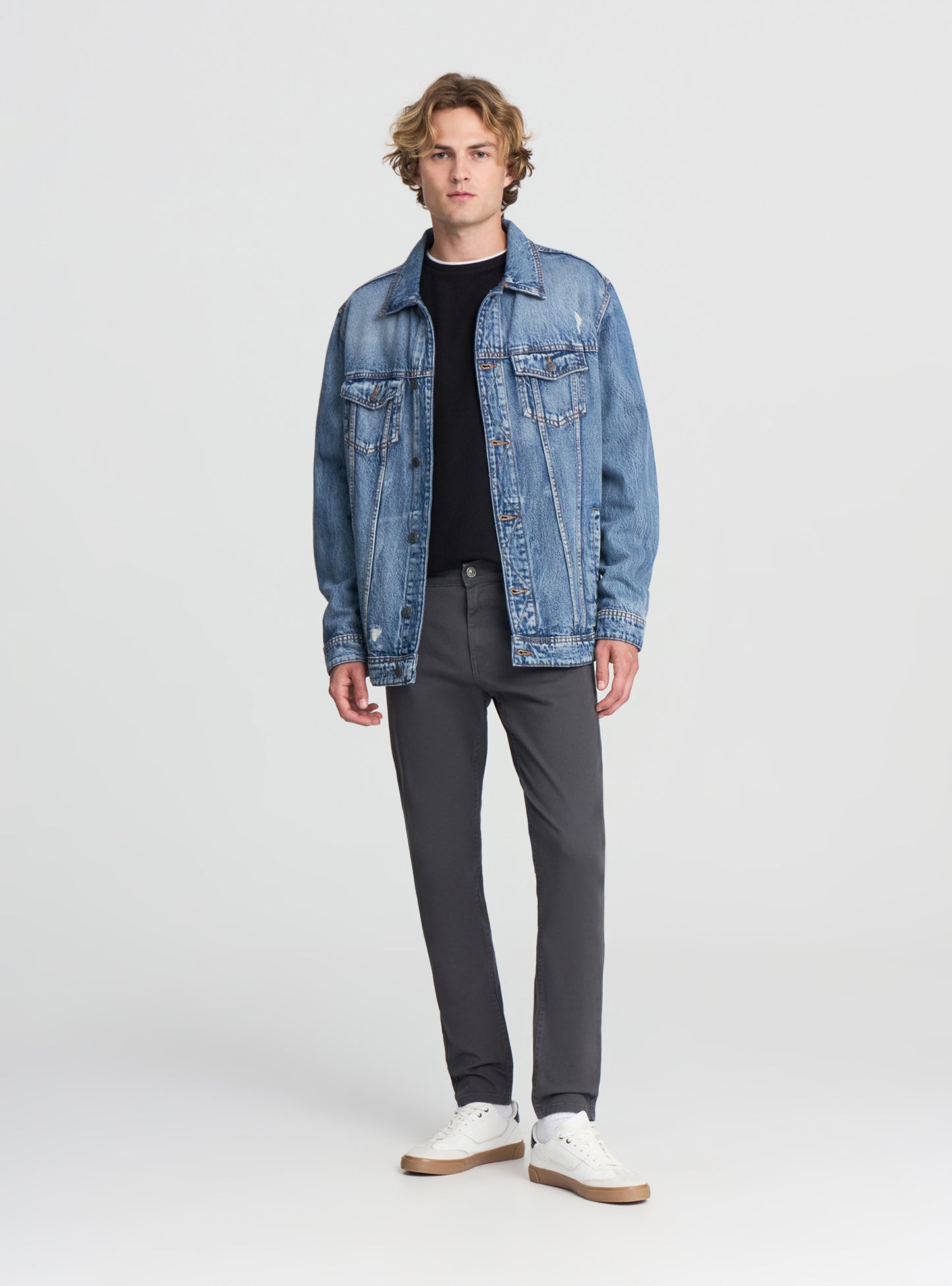 Man Long pants