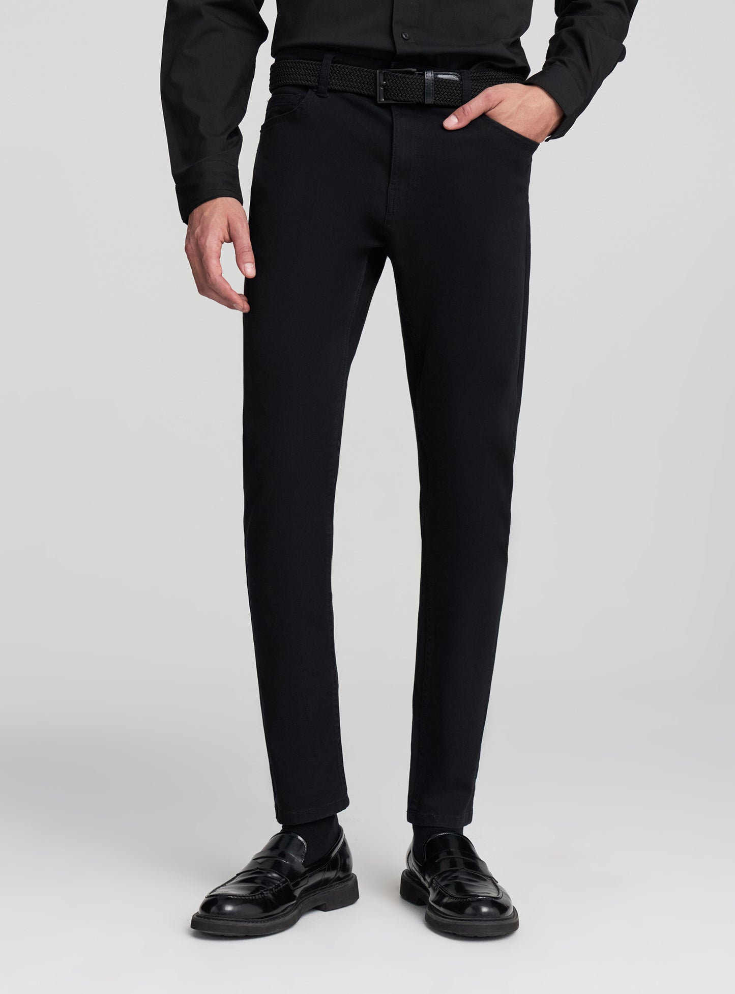 Man Long pants