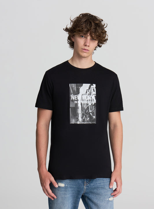 Man Short-sleeved T-shirt