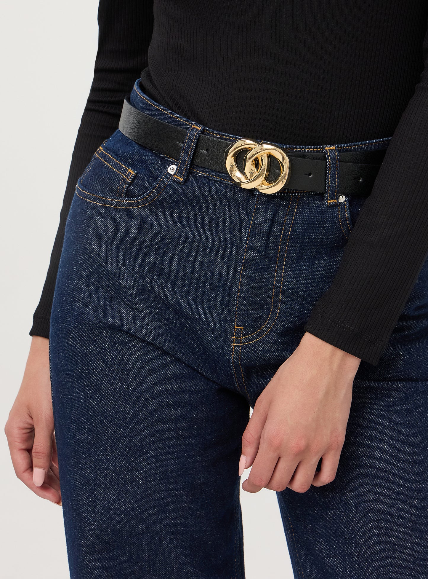 Woman's Belt