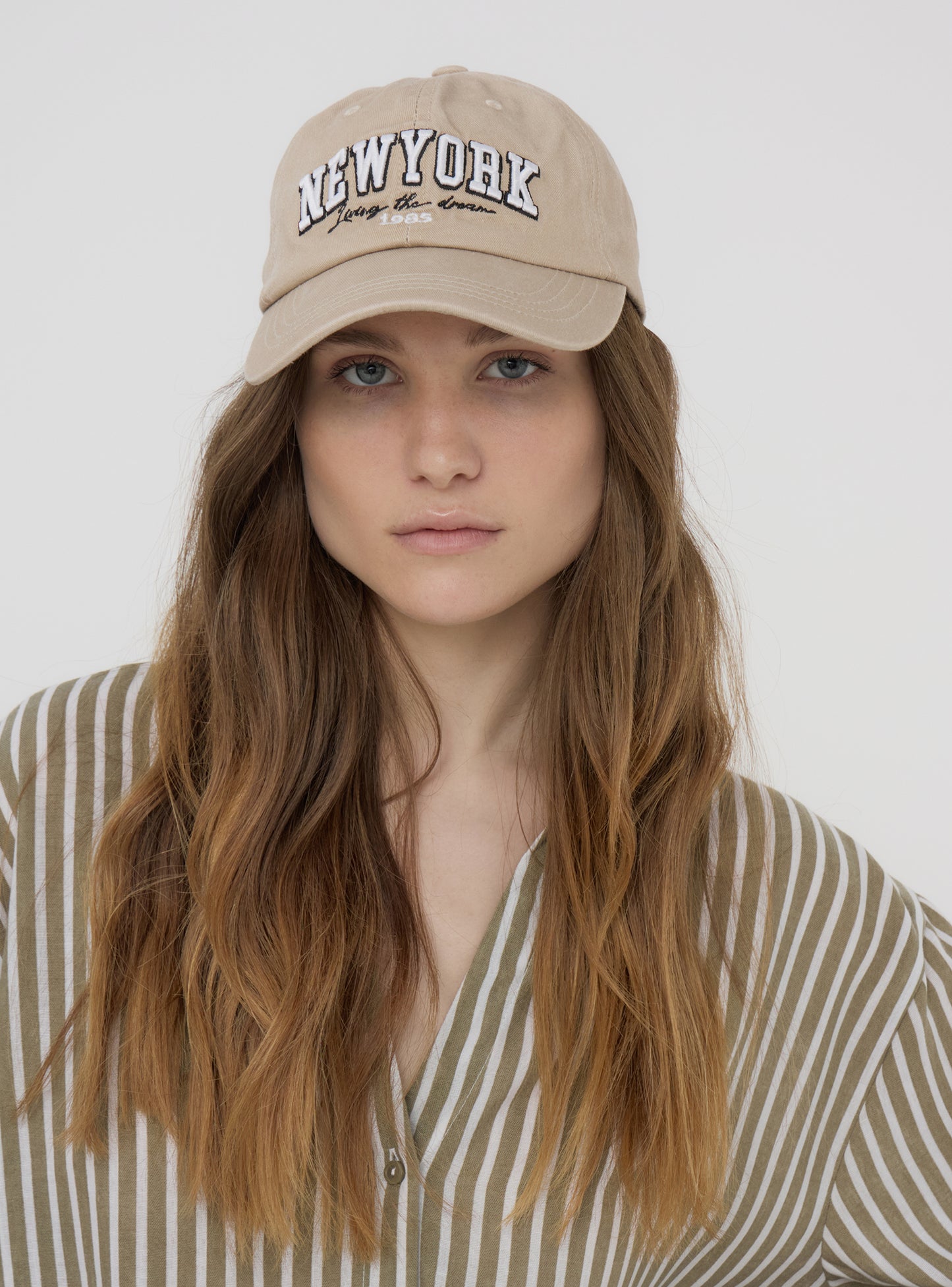 Woman Small-Hat