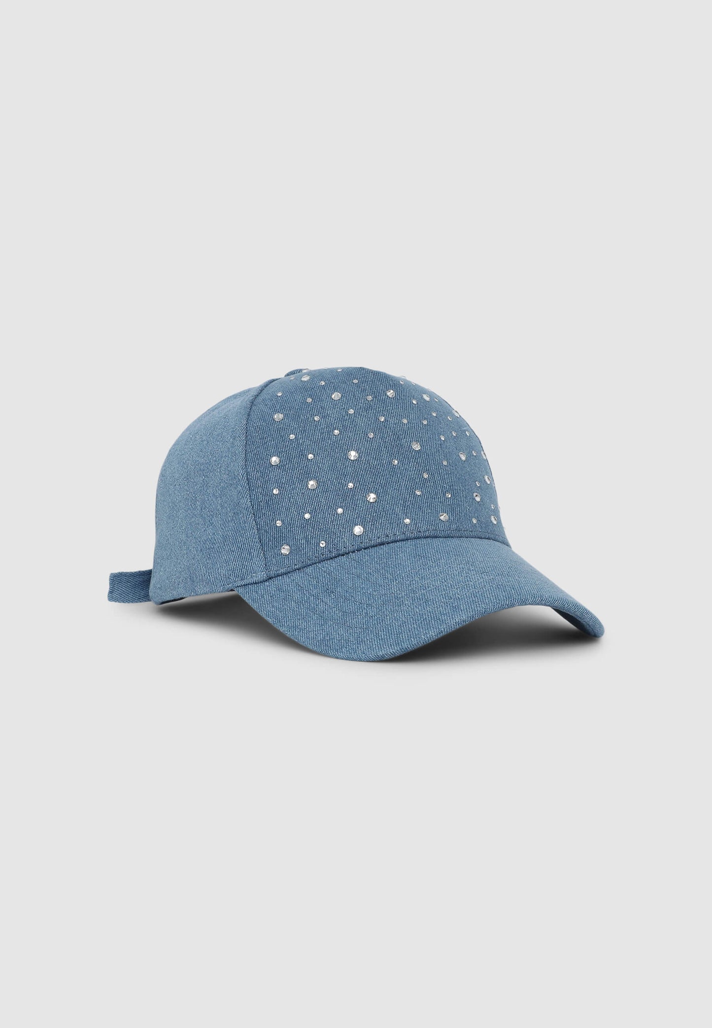 Woman Small-Hat