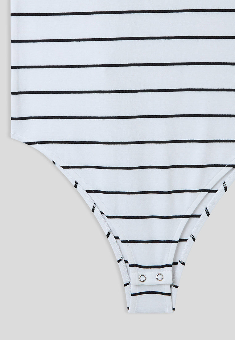 Woman's Short-sleeved T-shirt