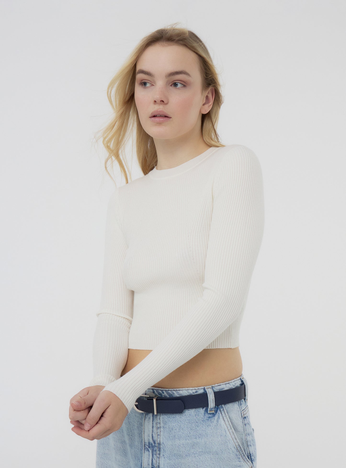 Woman Sweater 3-5