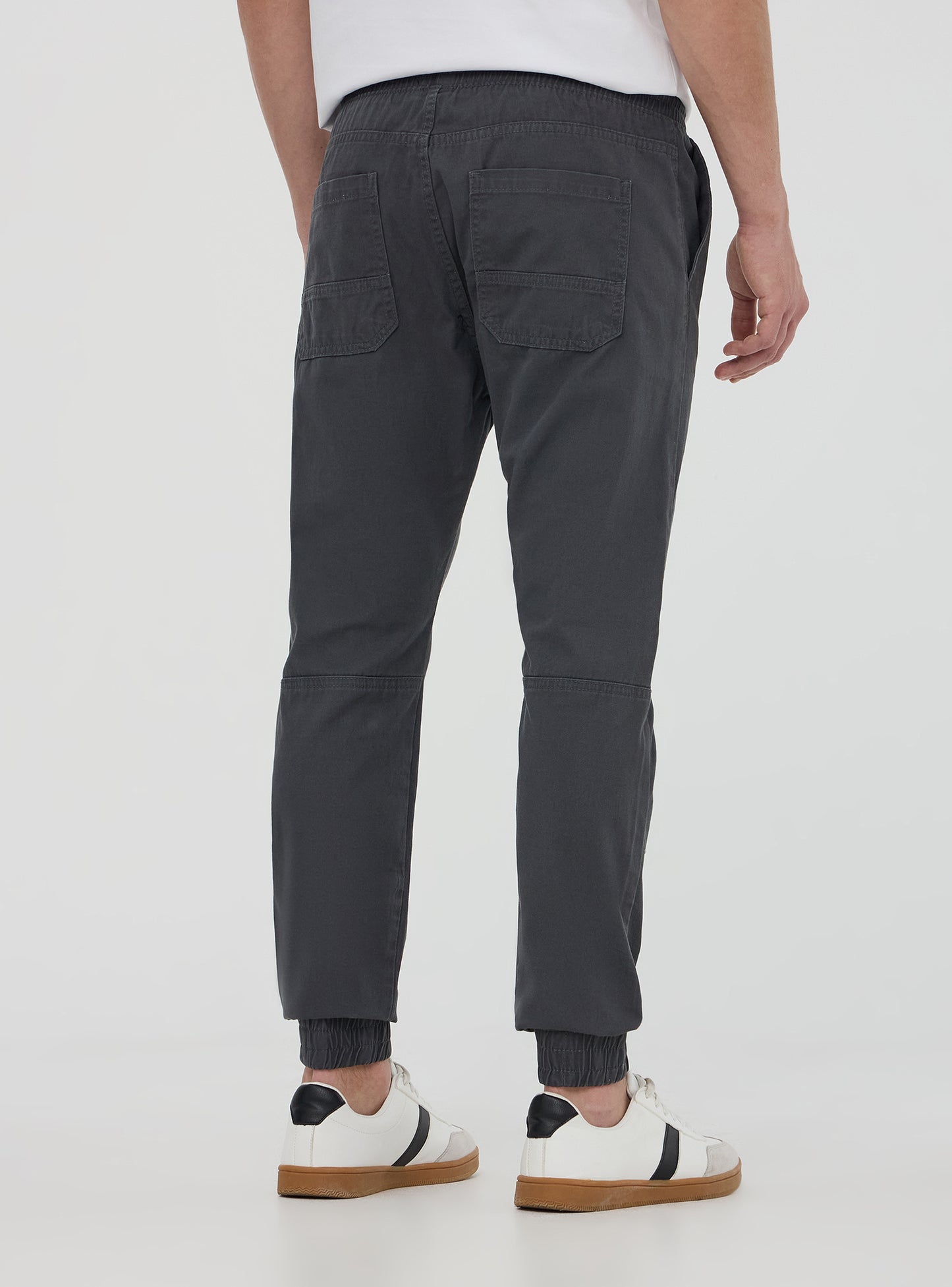 Man Long pants