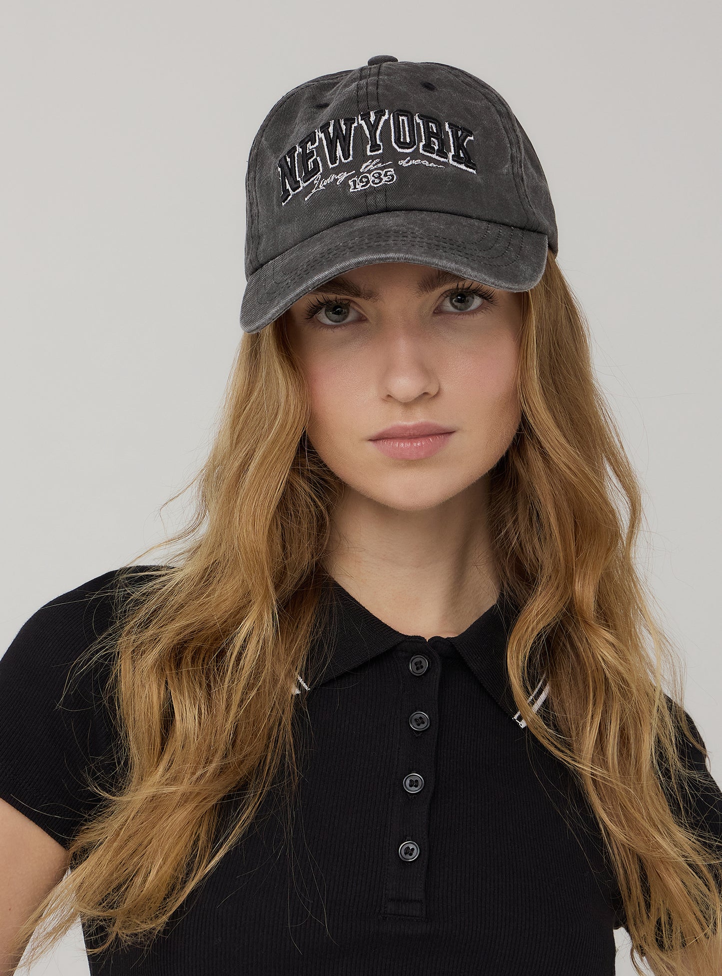 Woman Small-Hat