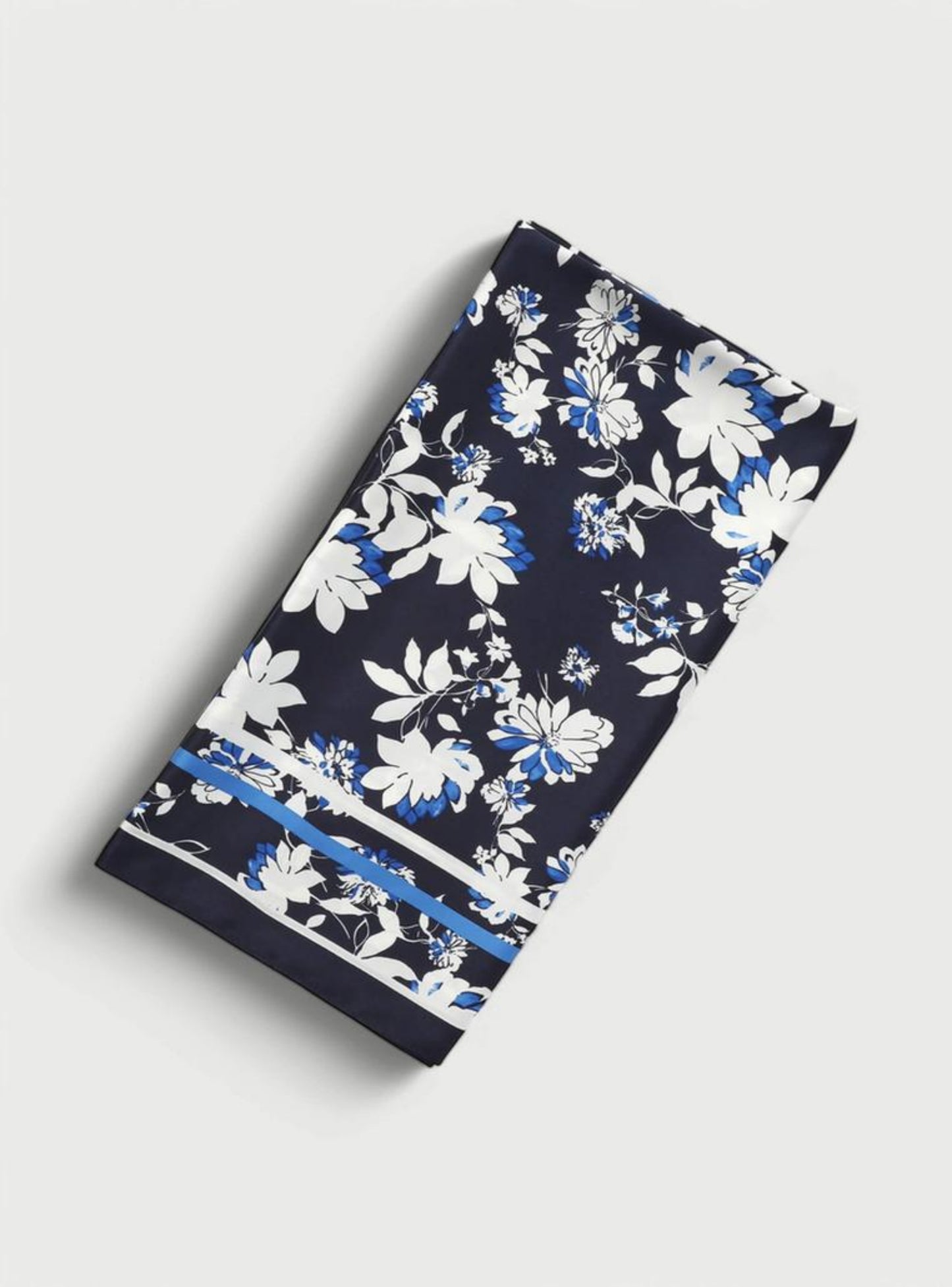 Woman Scarves/Foulard